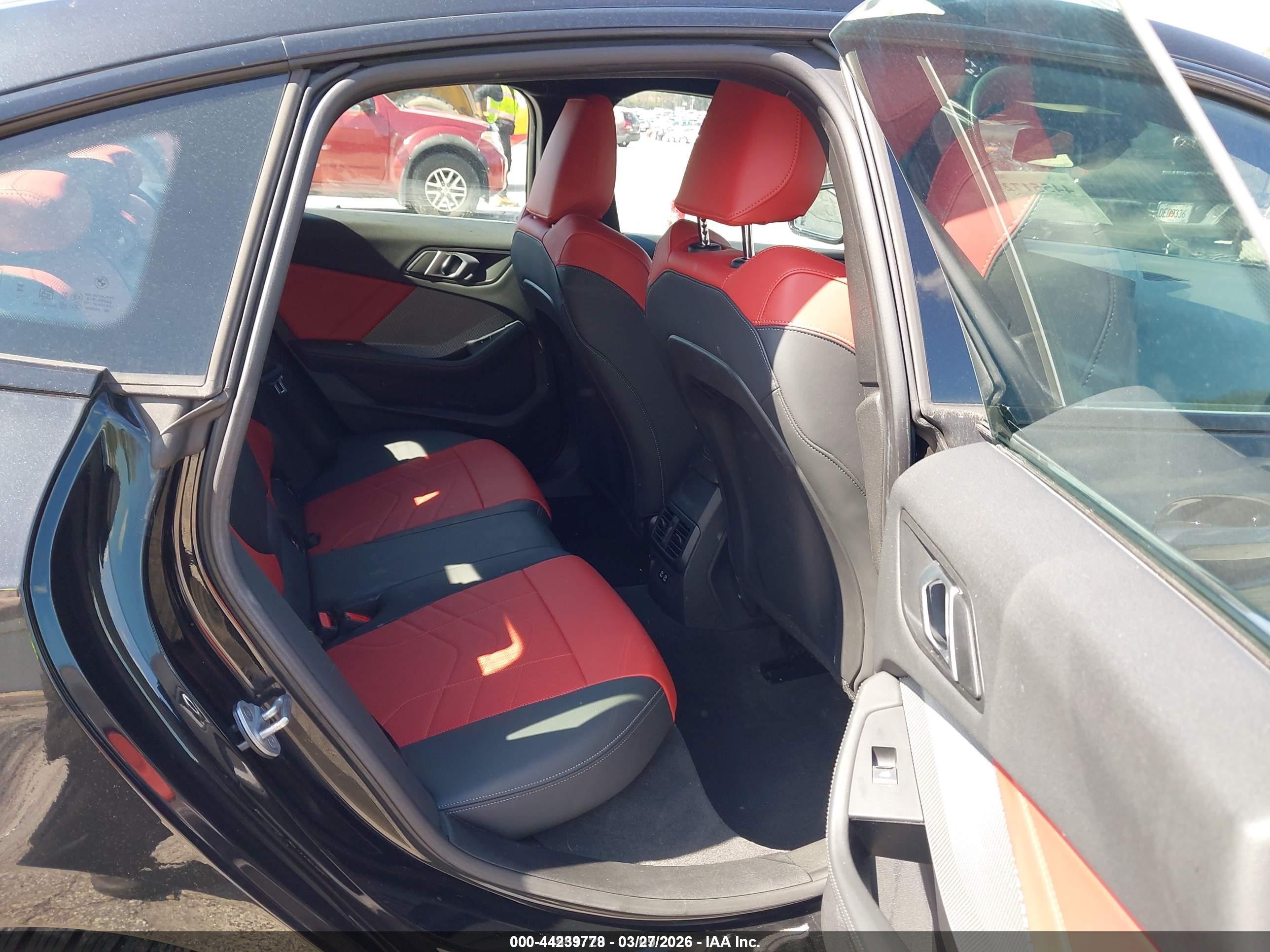 BMW 228 image 8