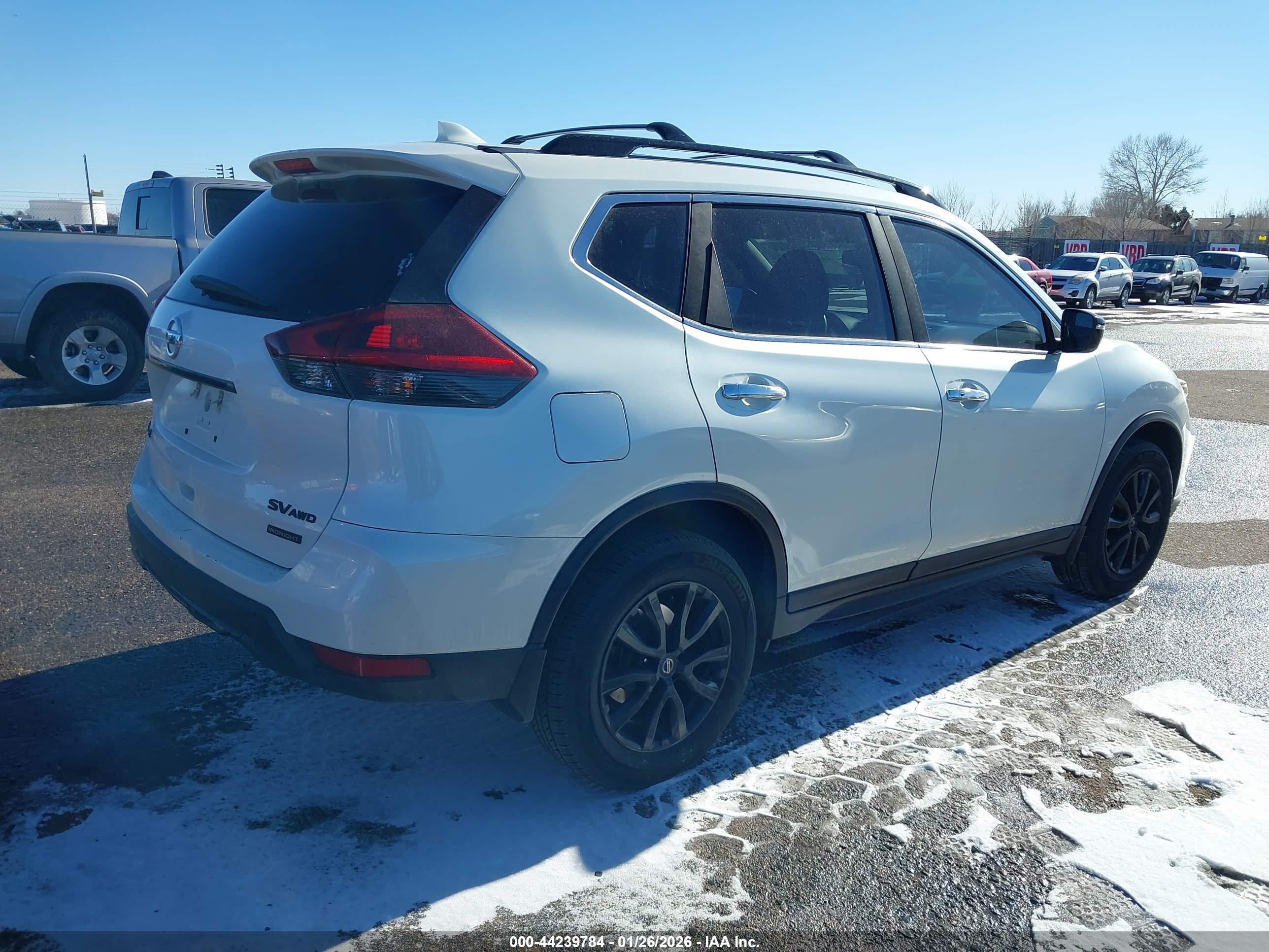 NISSAN ROGUE image 4
