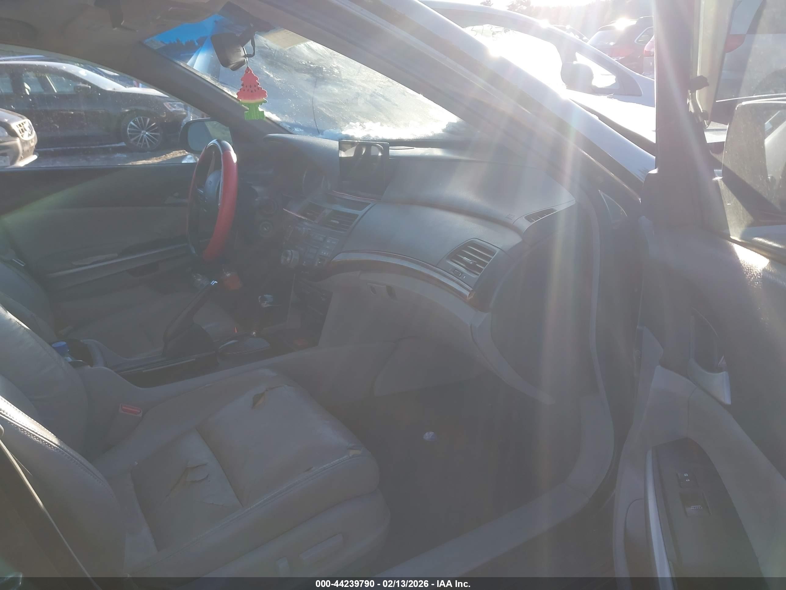 HONDA ACCORD image 5