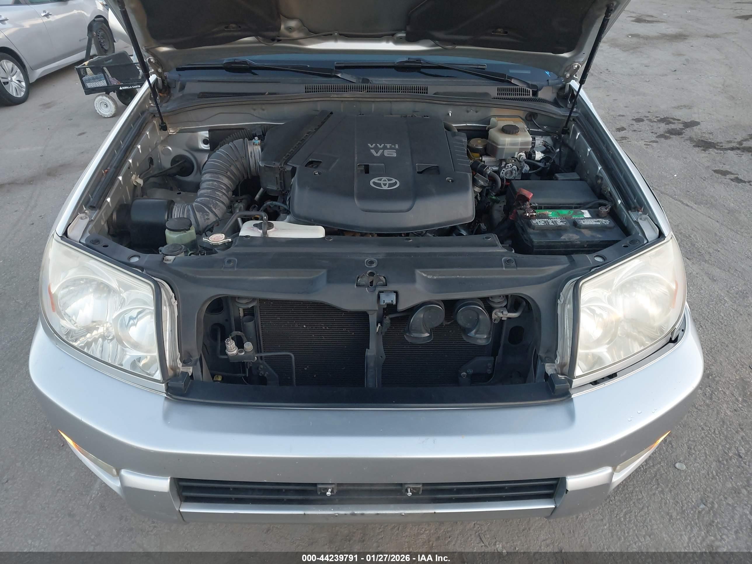 TOYOTA 4RUNNER image 10