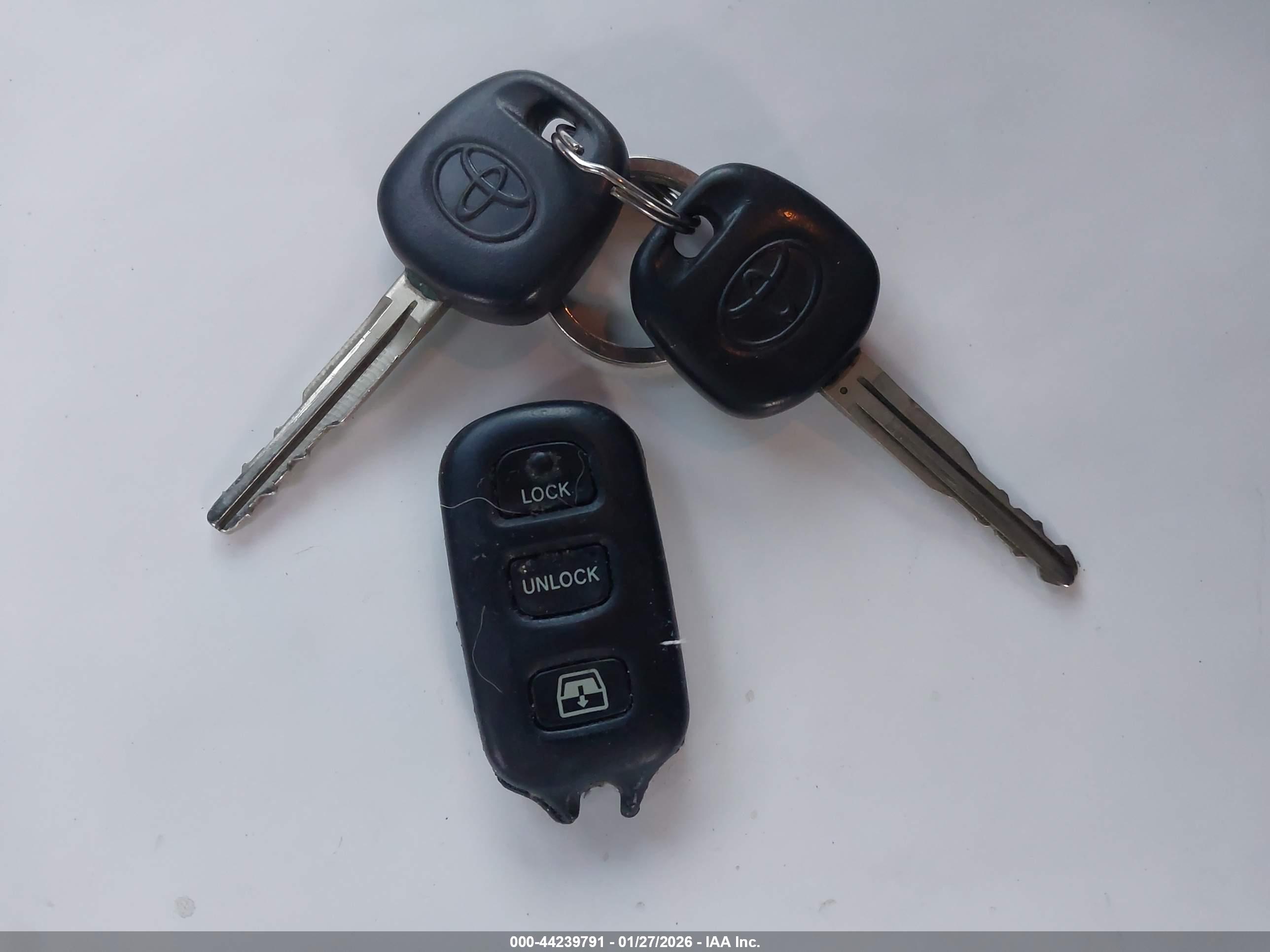 TOYOTA 4RUNNER image 11