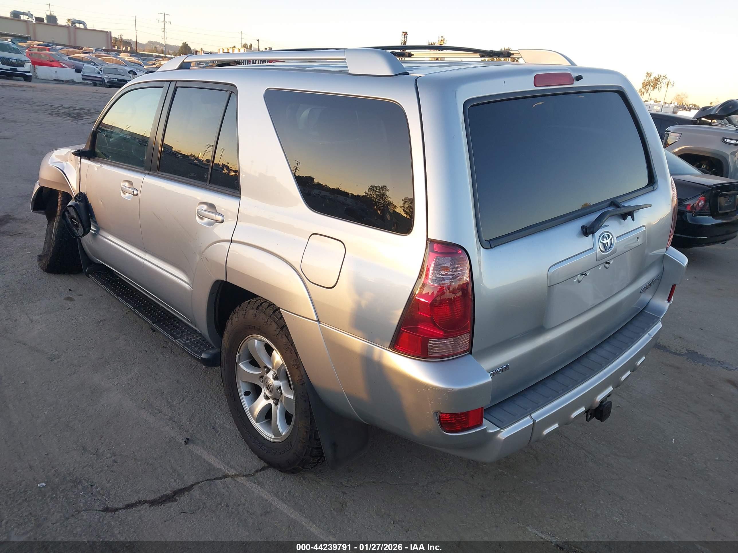 TOYOTA 4RUNNER image 3