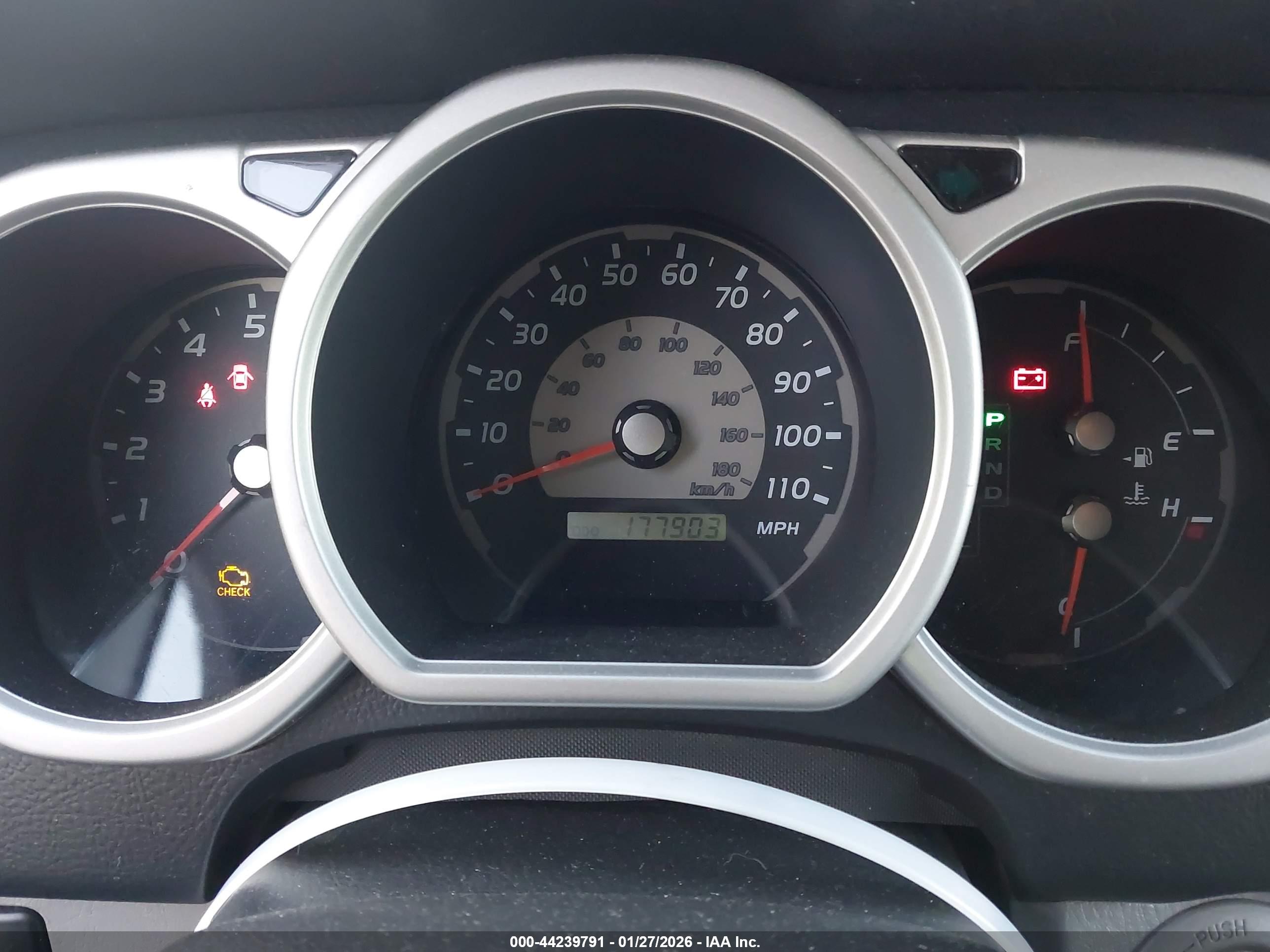 TOYOTA 4RUNNER image 7