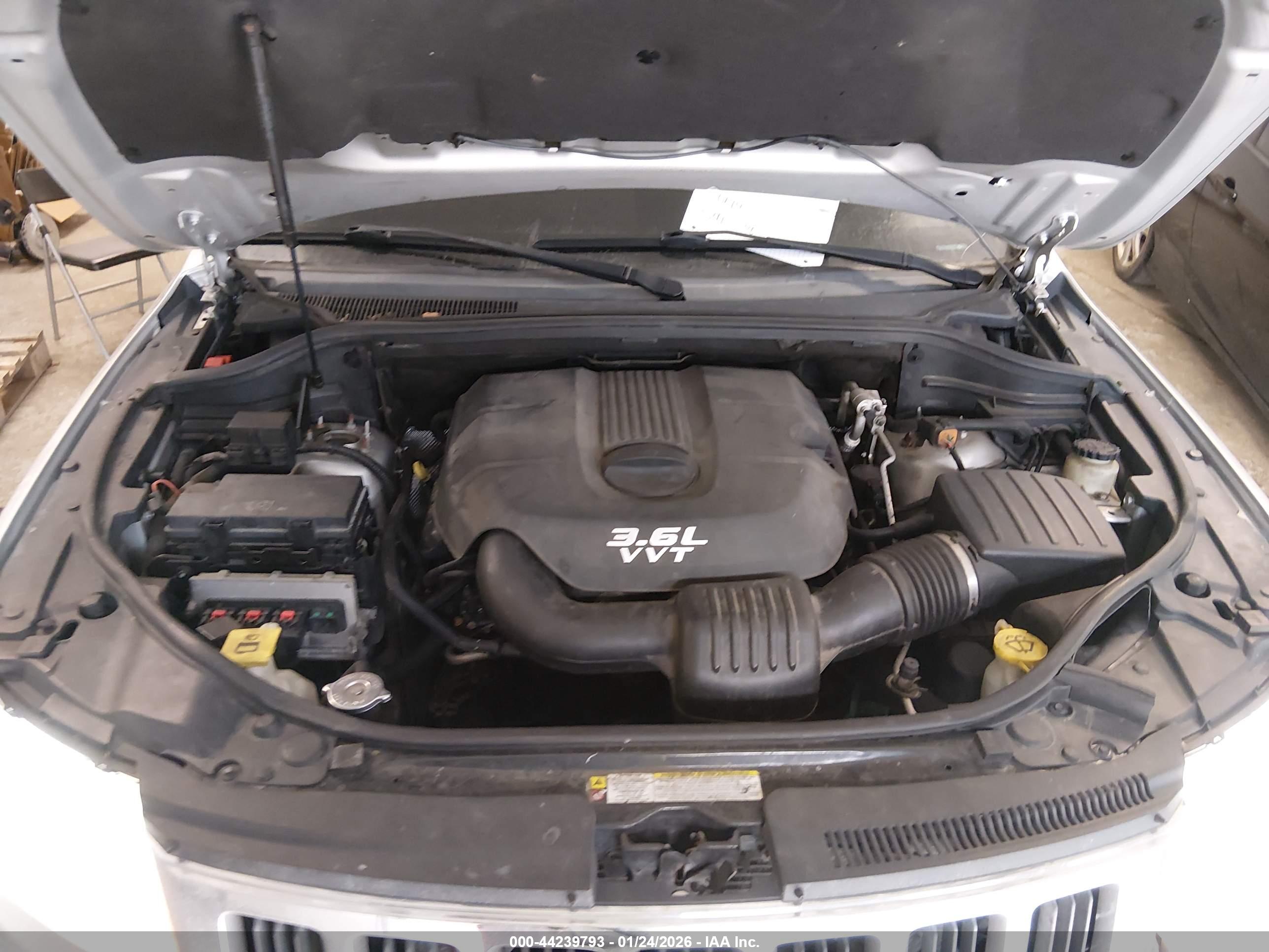 JEEP GRAND image 10