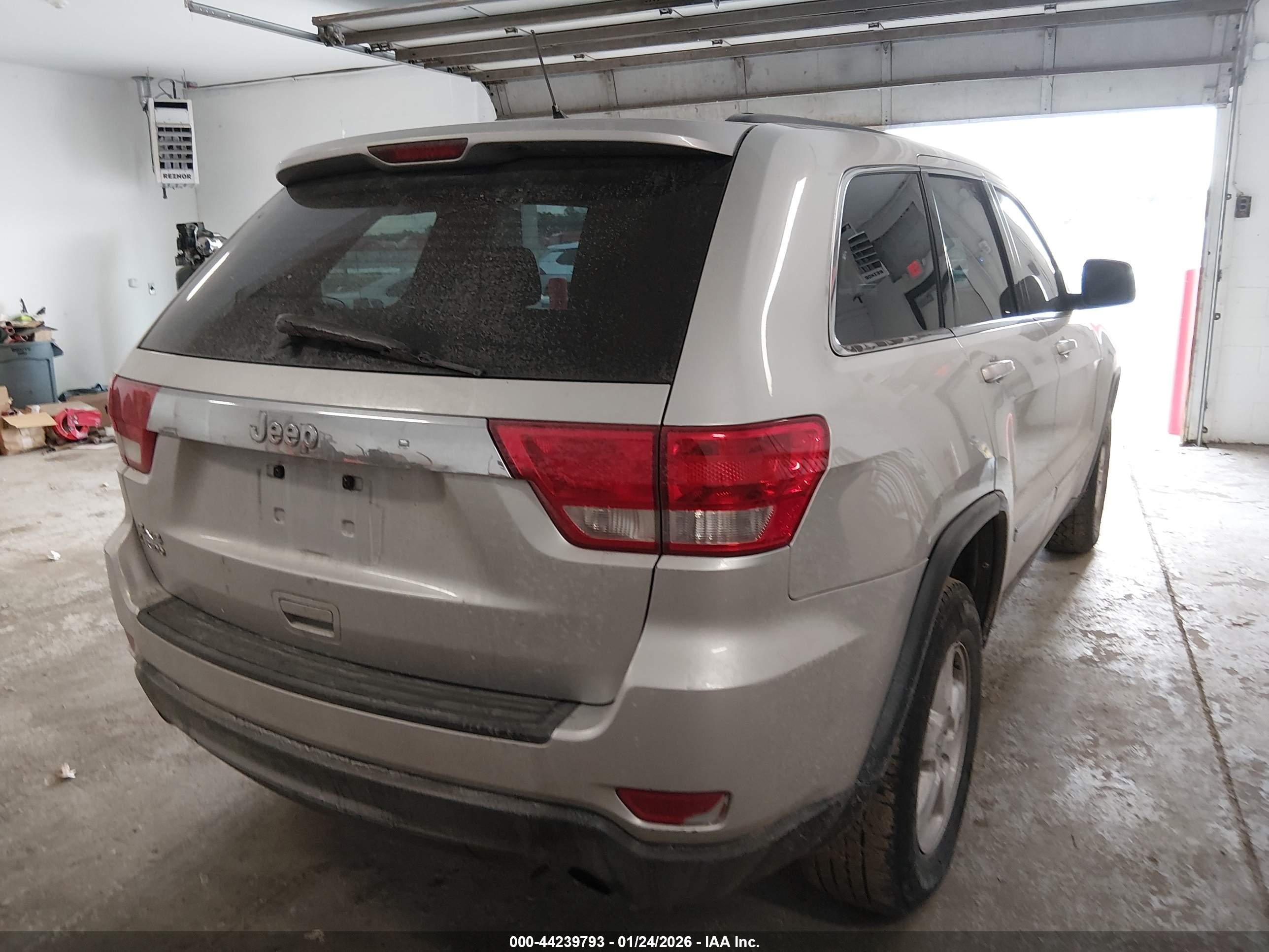 JEEP GRAND image 4