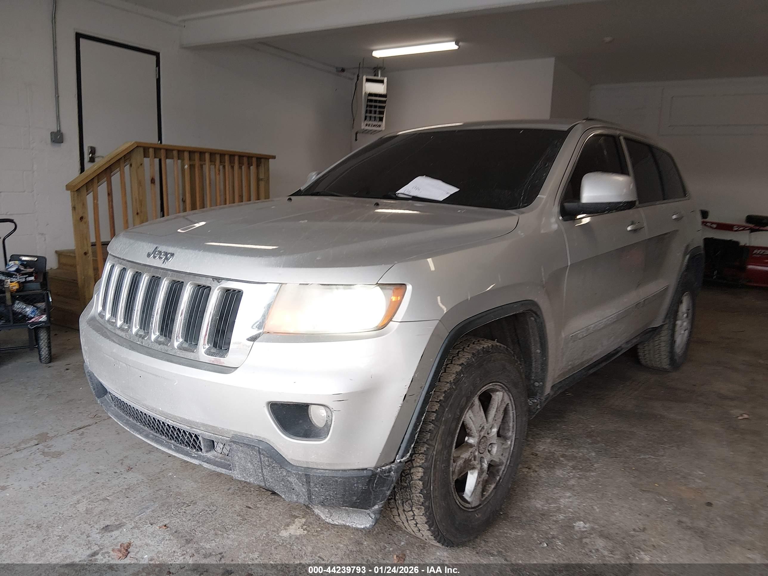 JEEP GRAND image 6