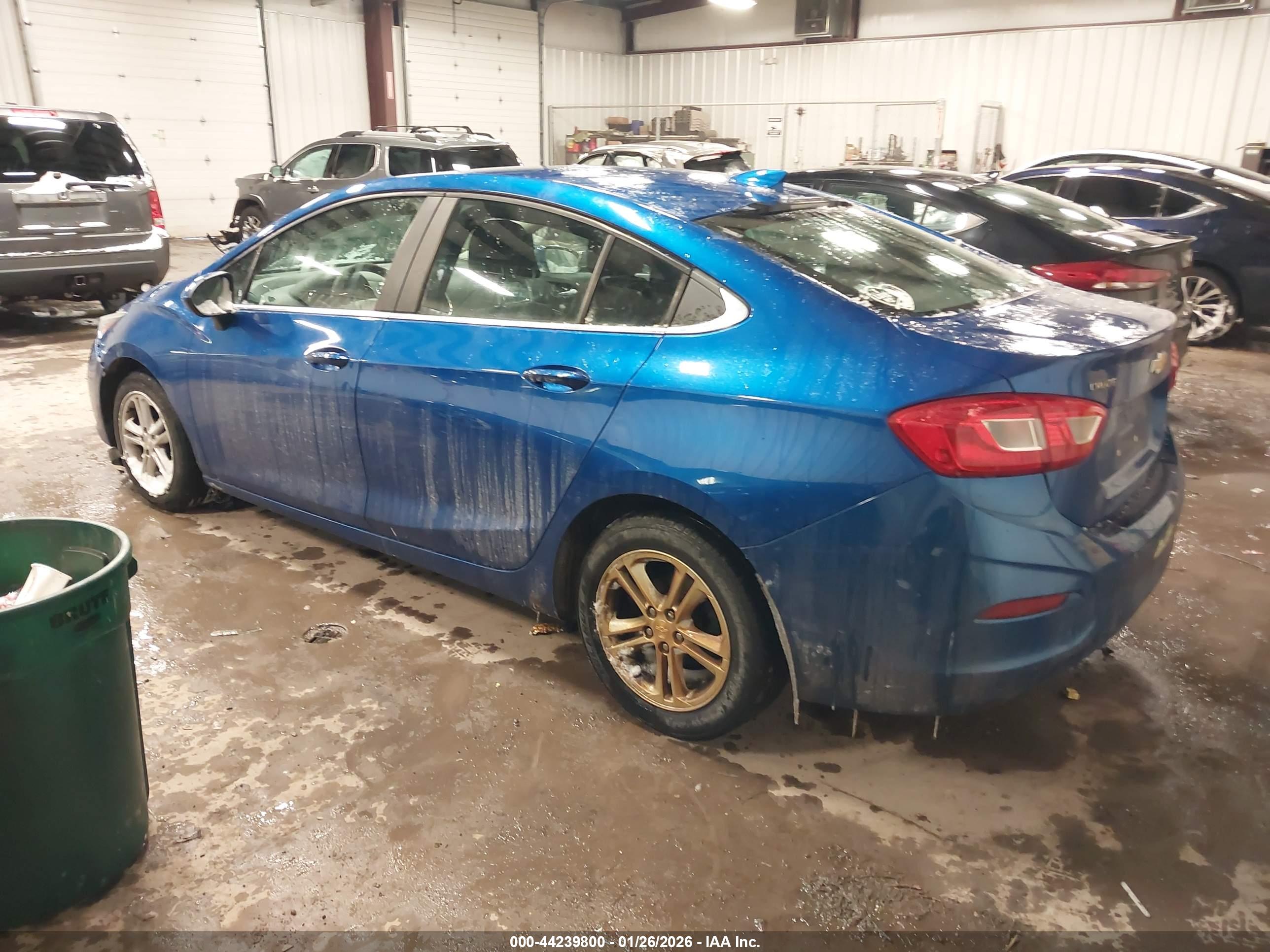 CHEVROLET CRUZE image 3