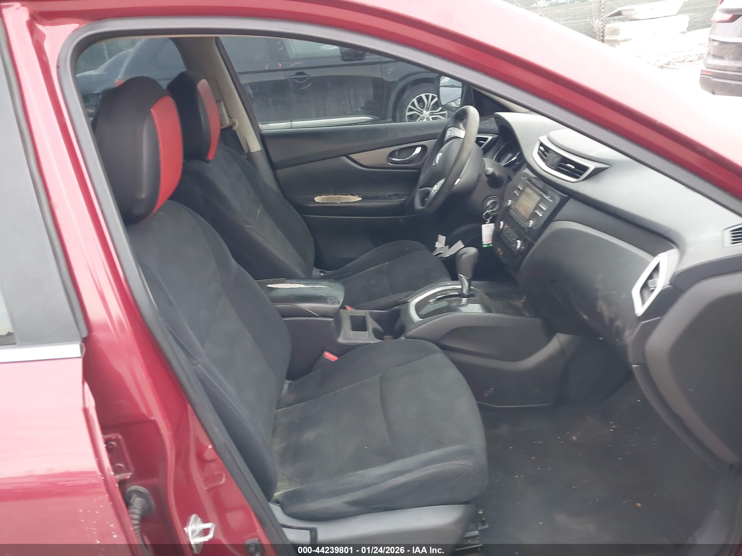 NISSAN ROGUE image 5