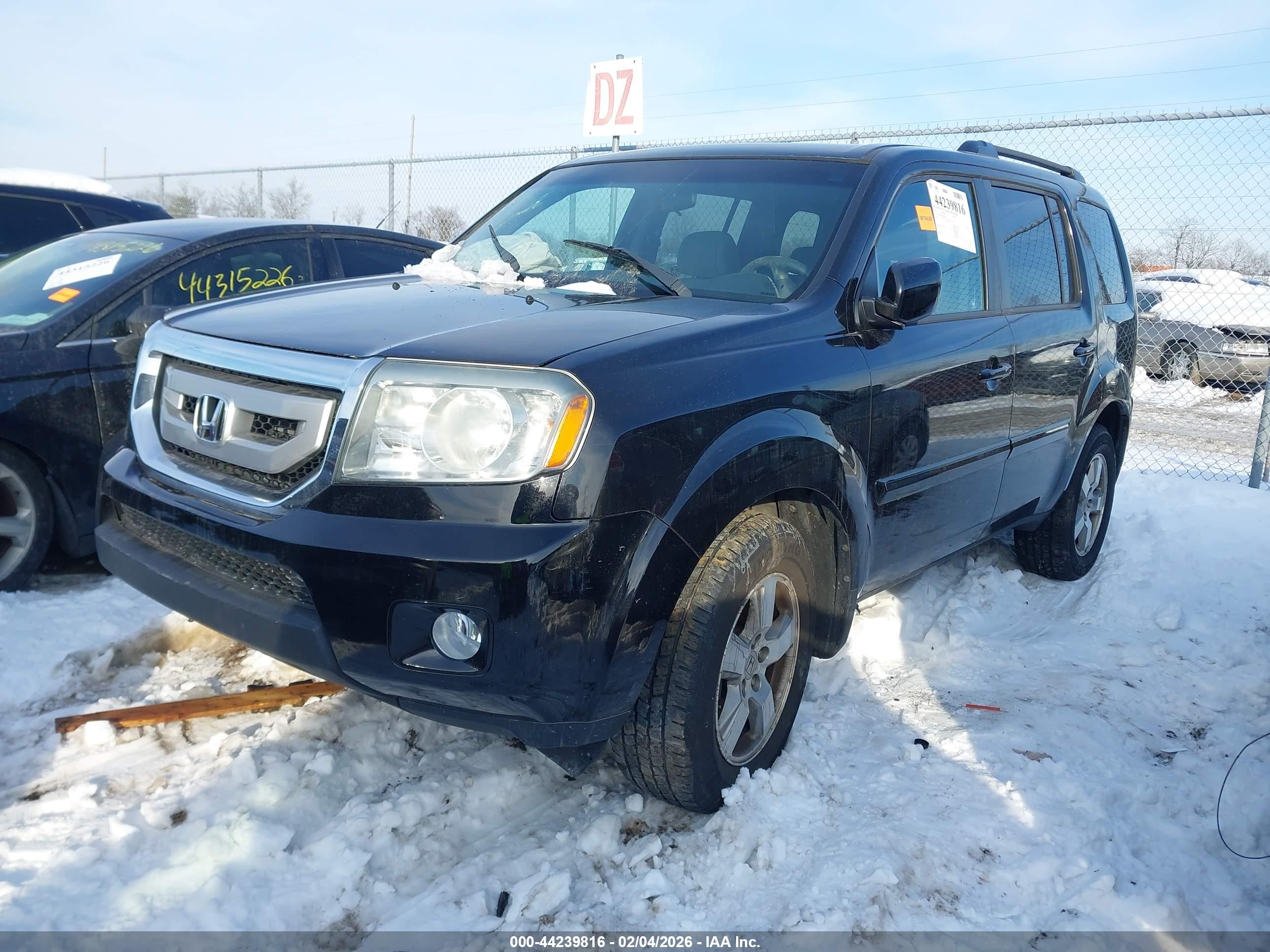 HONDA PILOT image 2