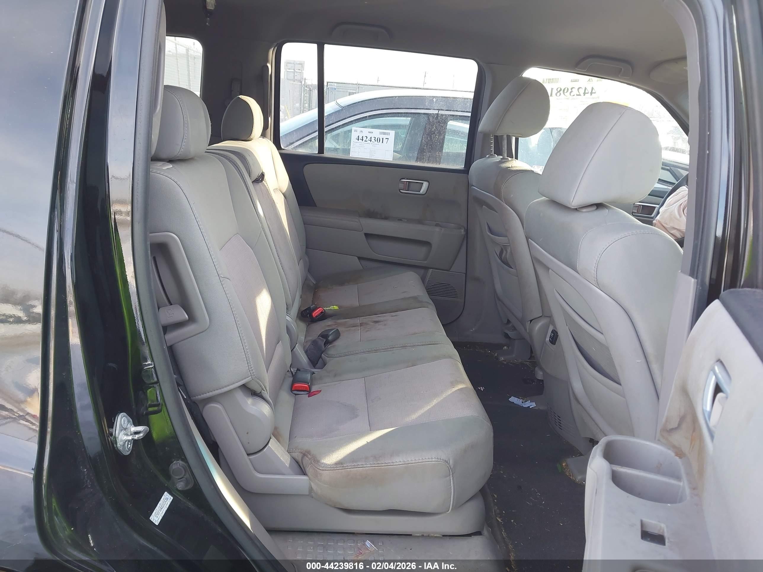 HONDA PILOT image 8