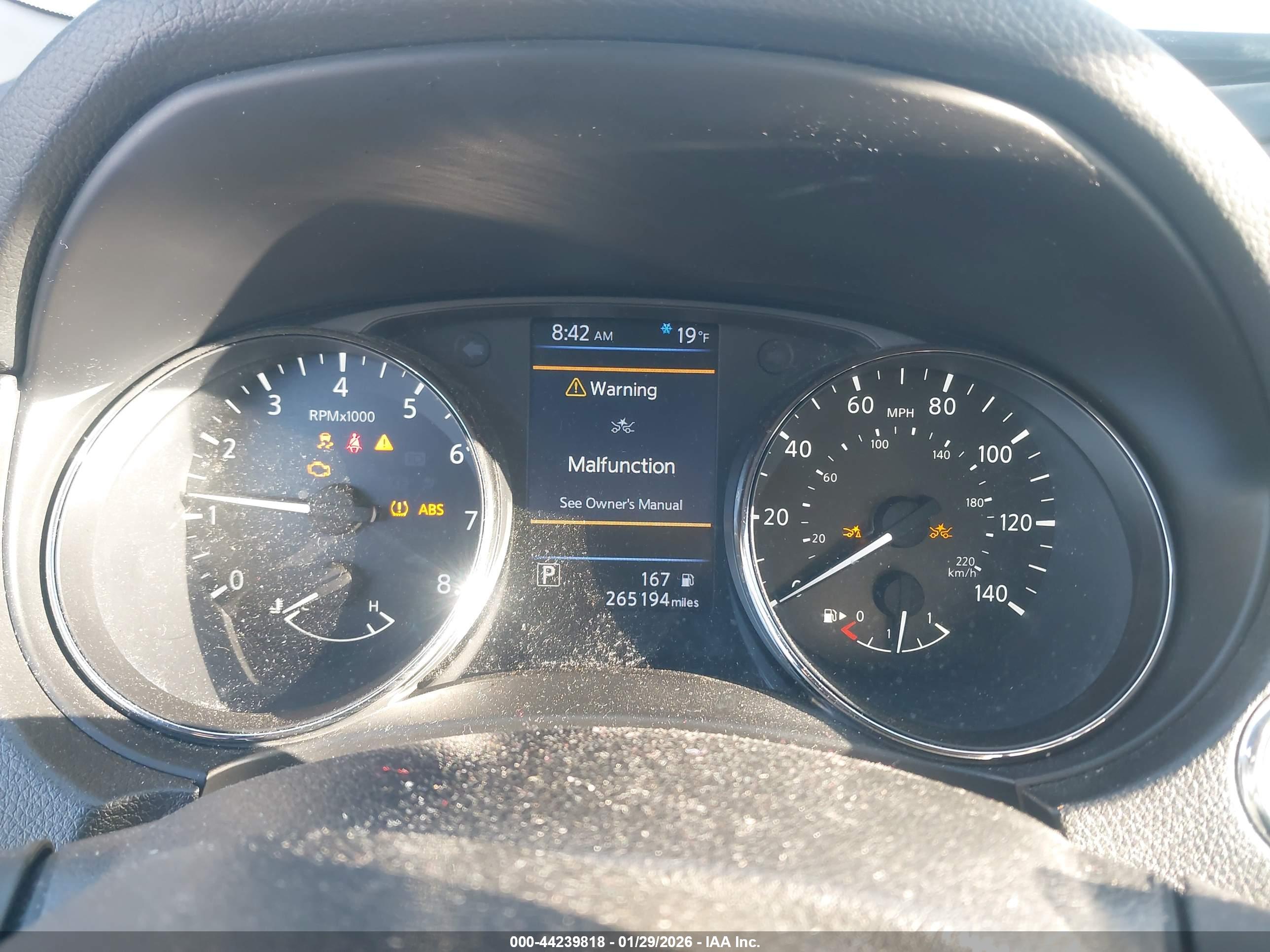 NISSAN ROGUE image 7
