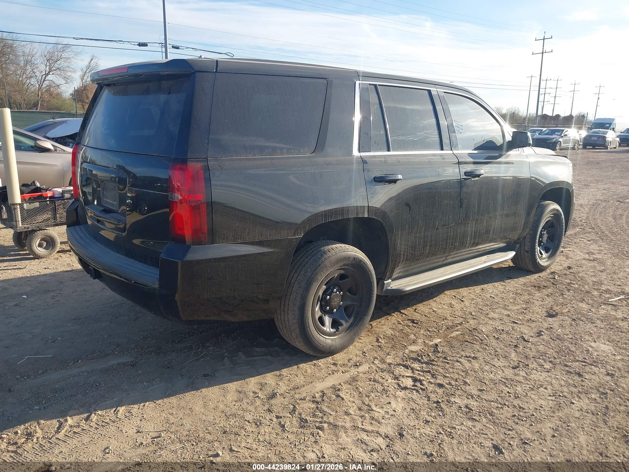 CHEVROLET TAHOE image 4