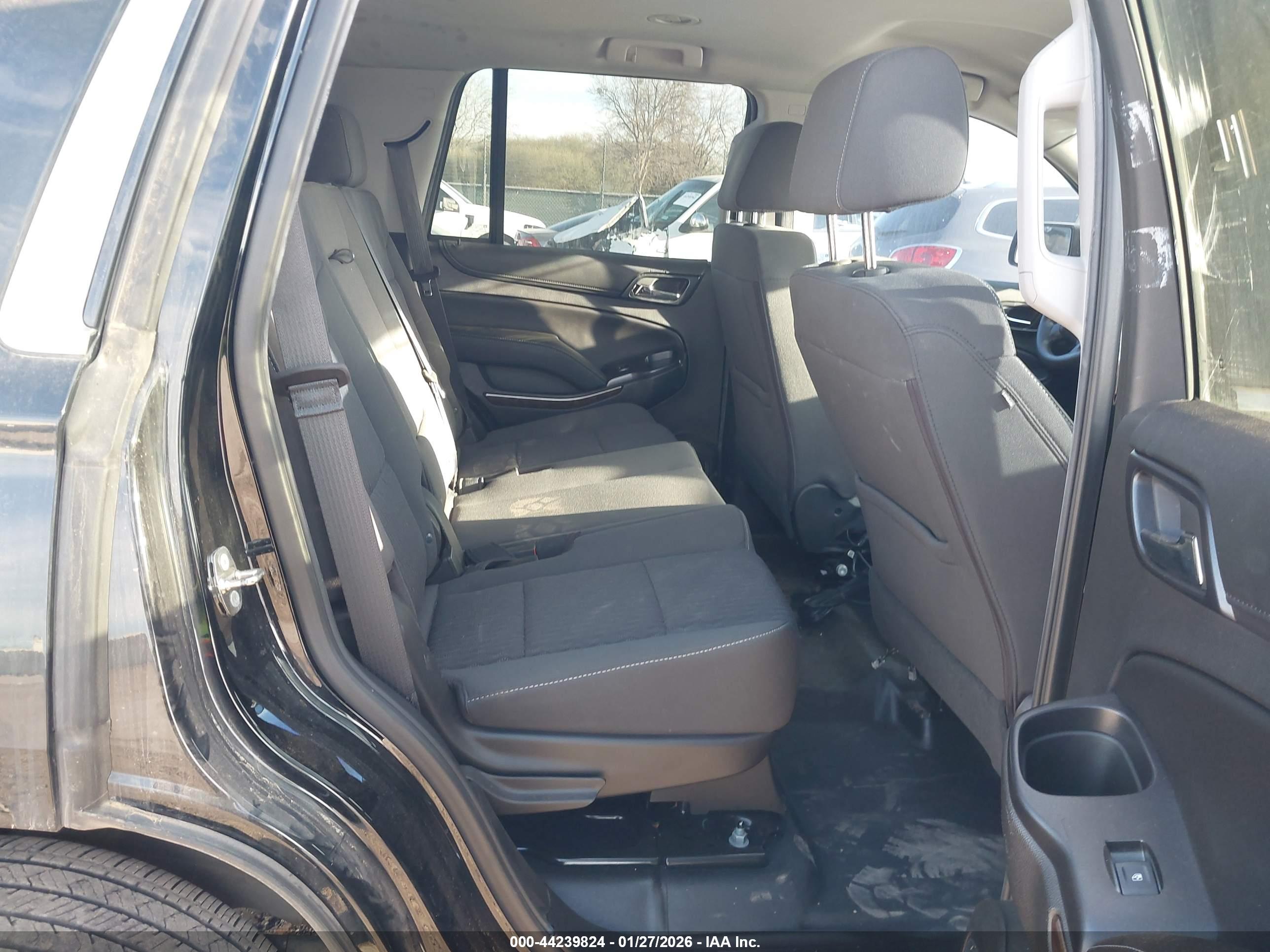 CHEVROLET TAHOE image 8