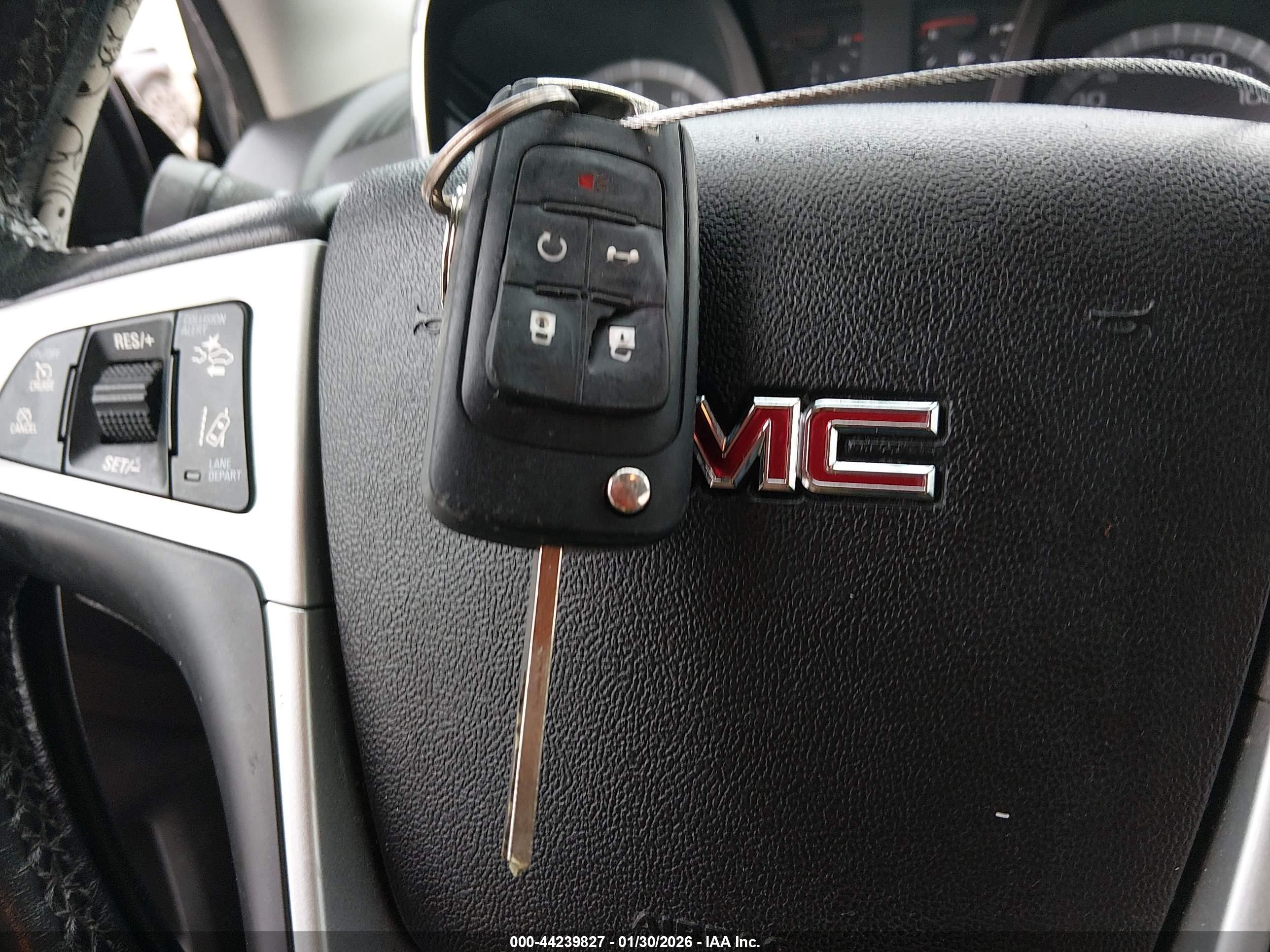 GMC TERRAIN image 11