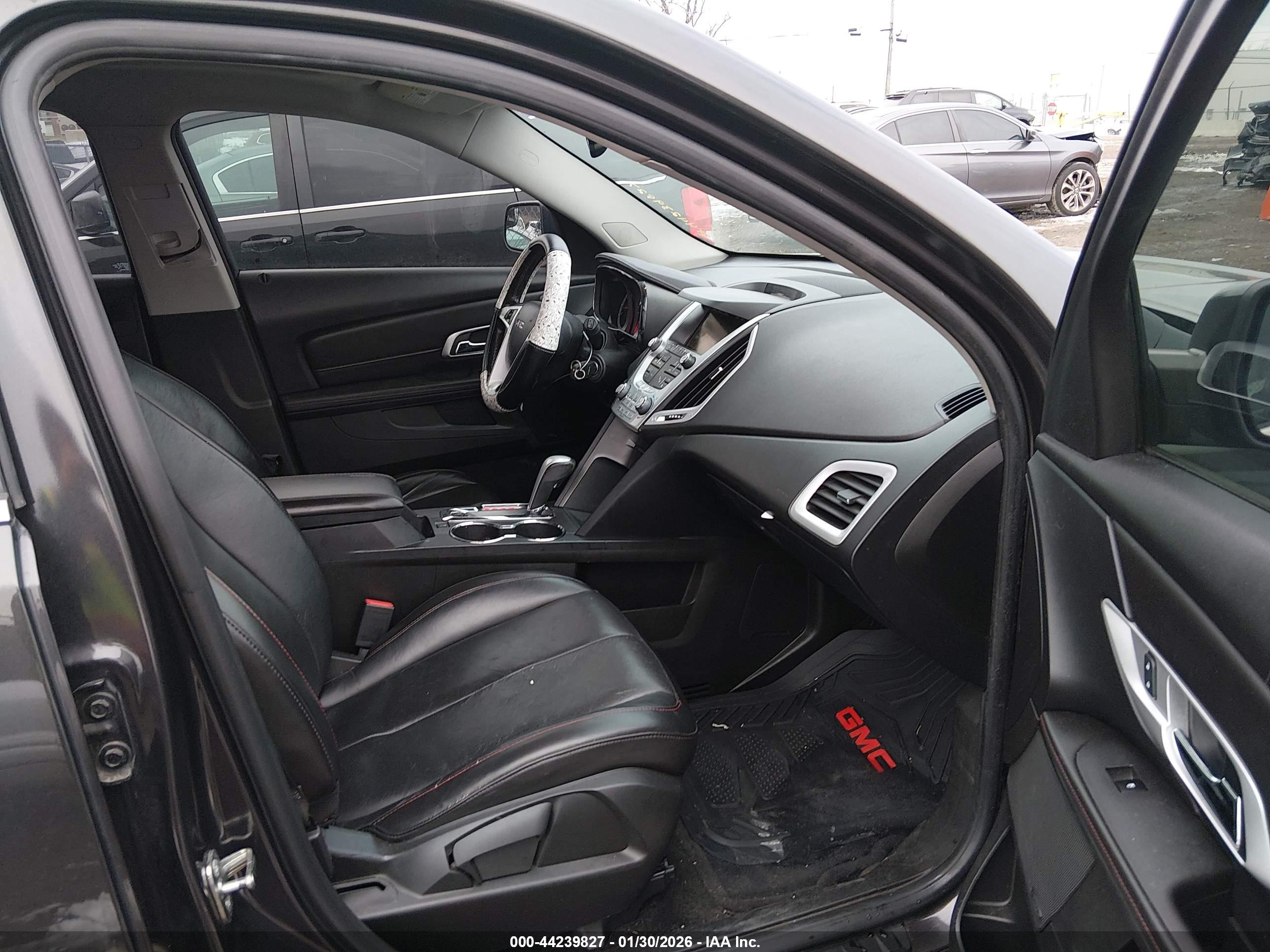 GMC TERRAIN image 5