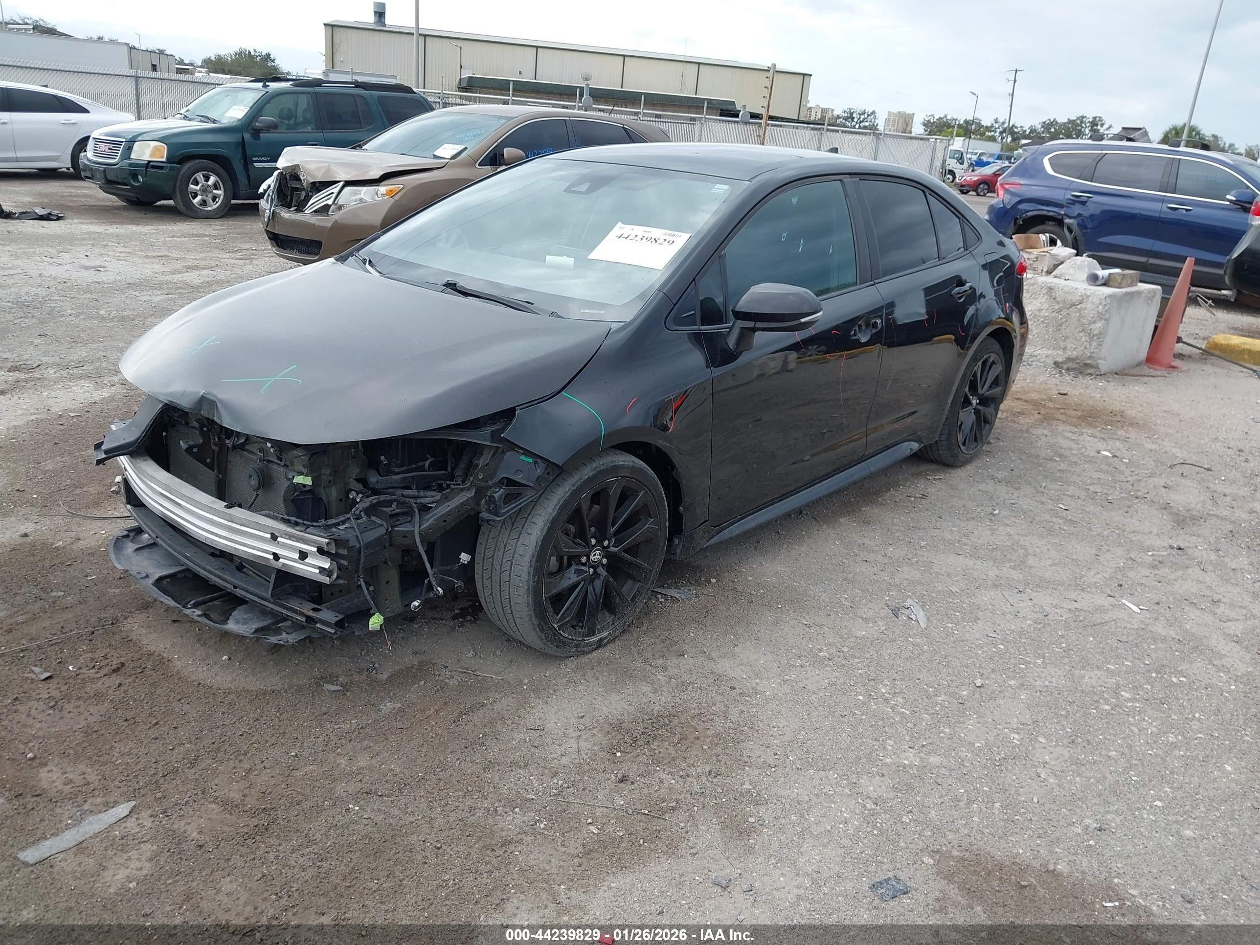 TOYOTA COROLLA image 2