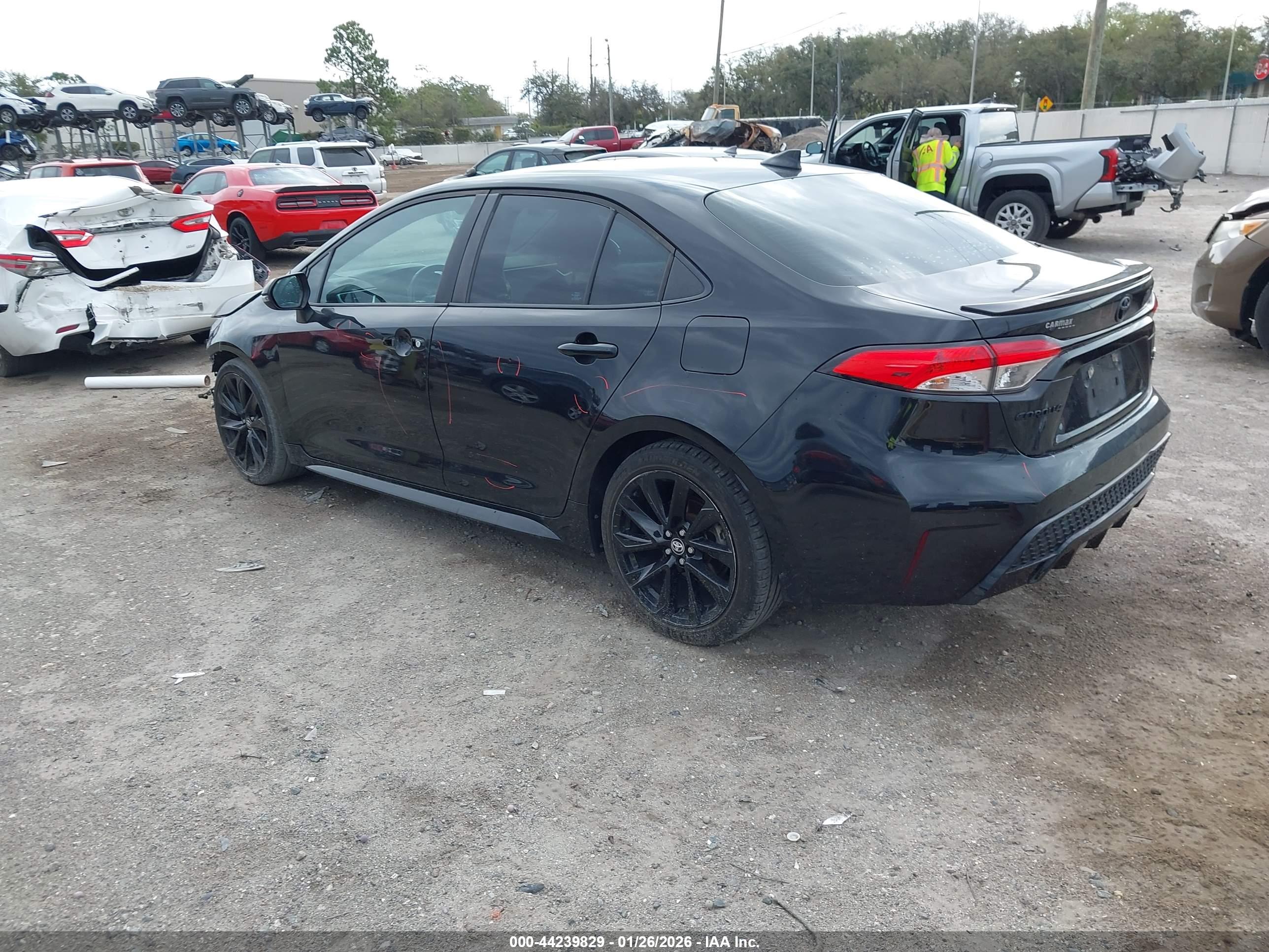 TOYOTA COROLLA image 3