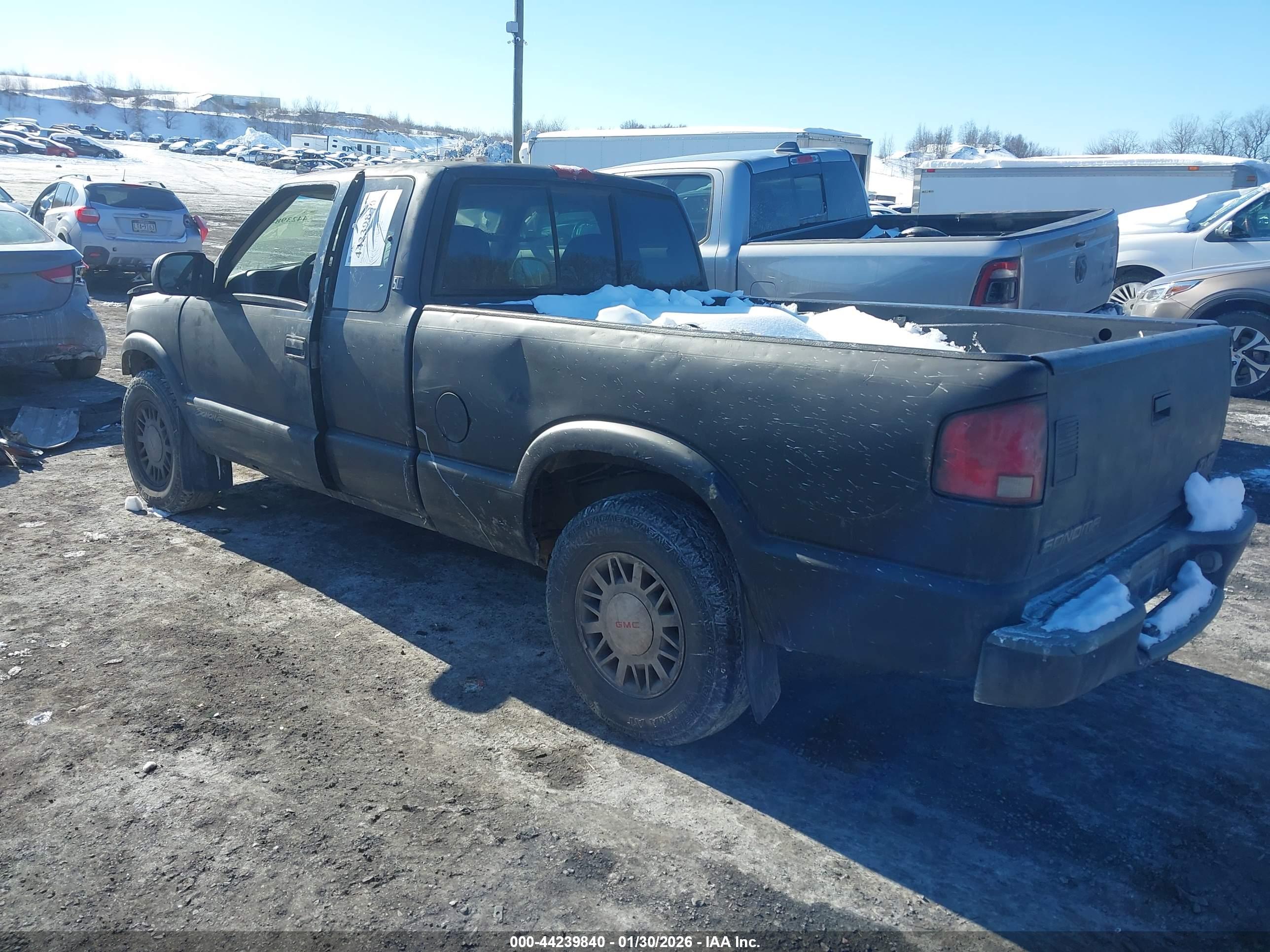 GMC SONOMA image 3