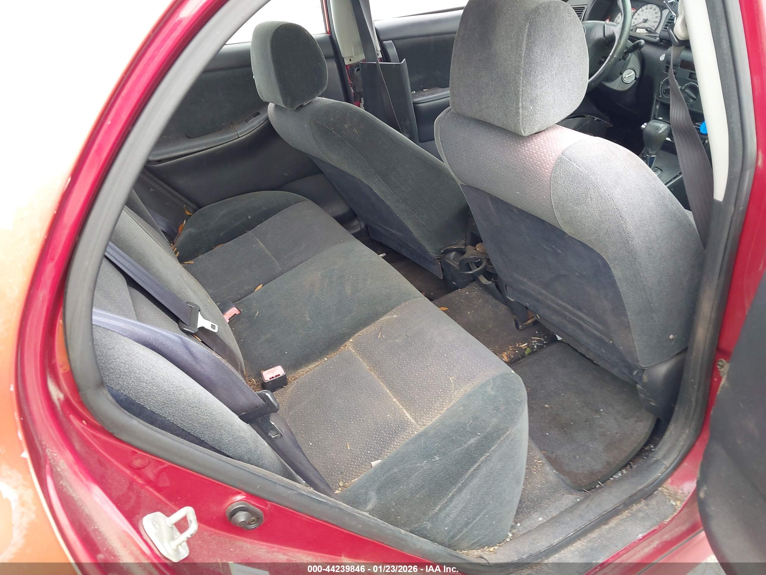 TOYOTA COROLLA image 8