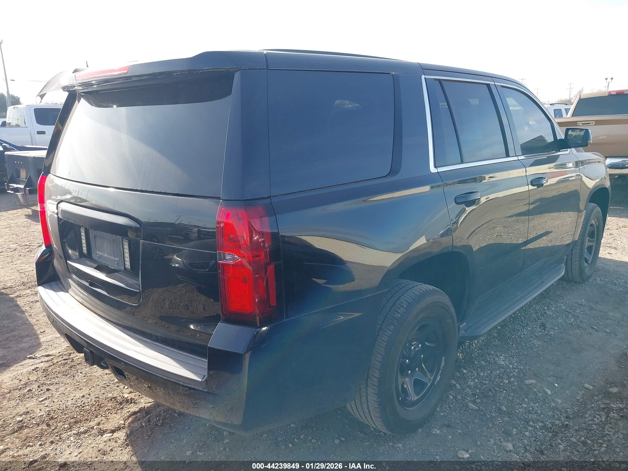 CHEVROLET TAHOE image 4