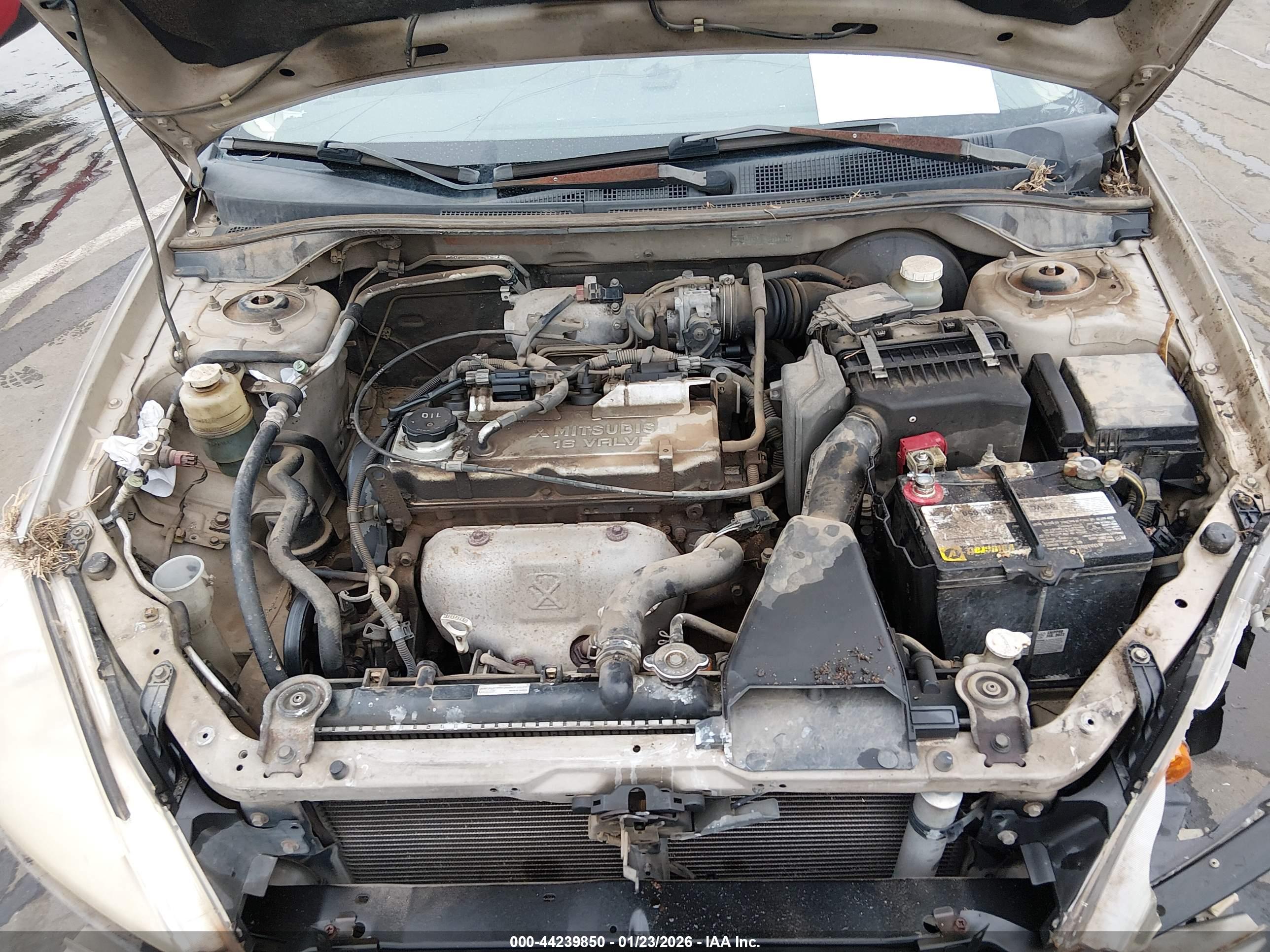 MITSUBISHI LANCER image 10