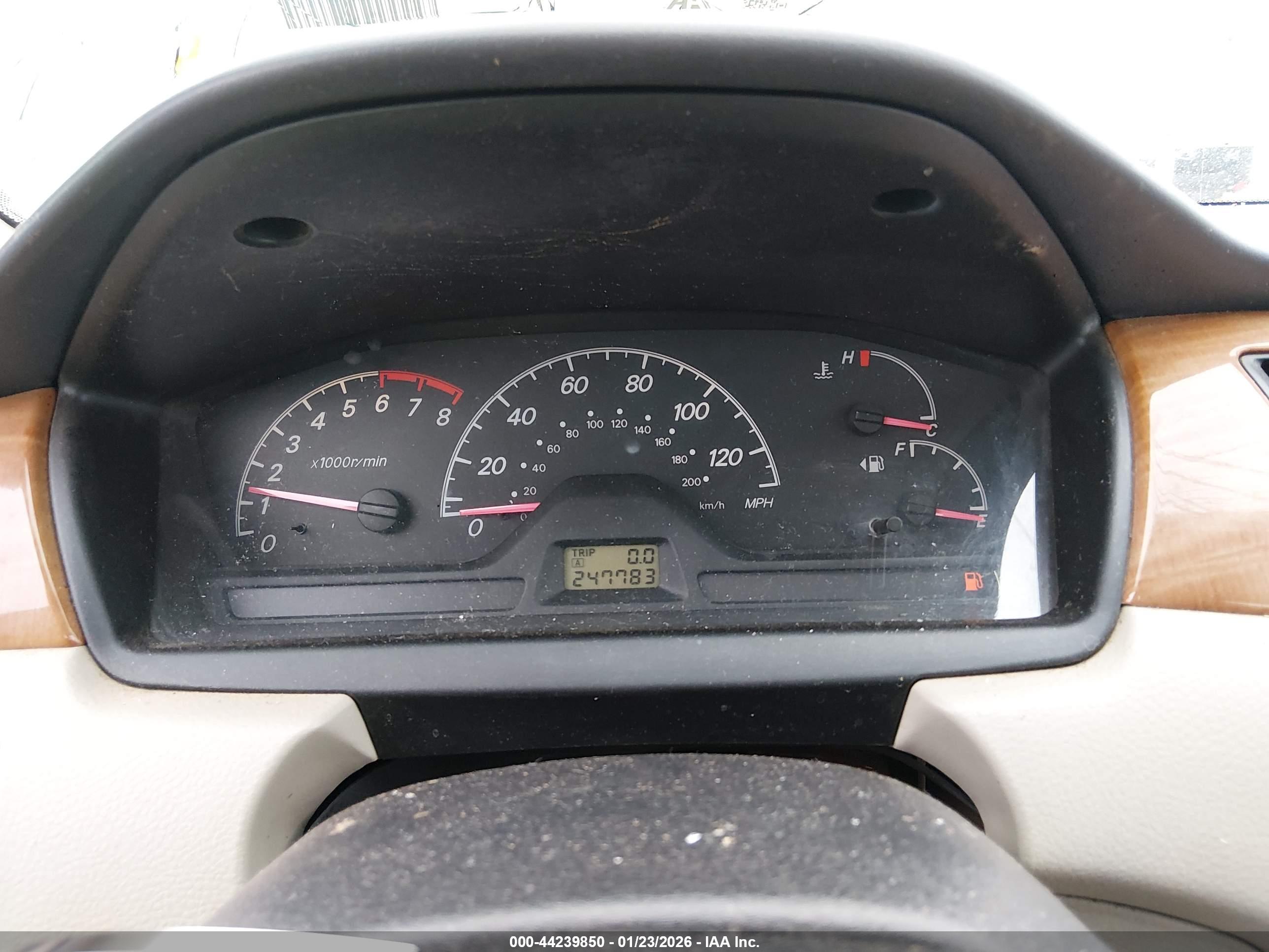 MITSUBISHI LANCER image 7