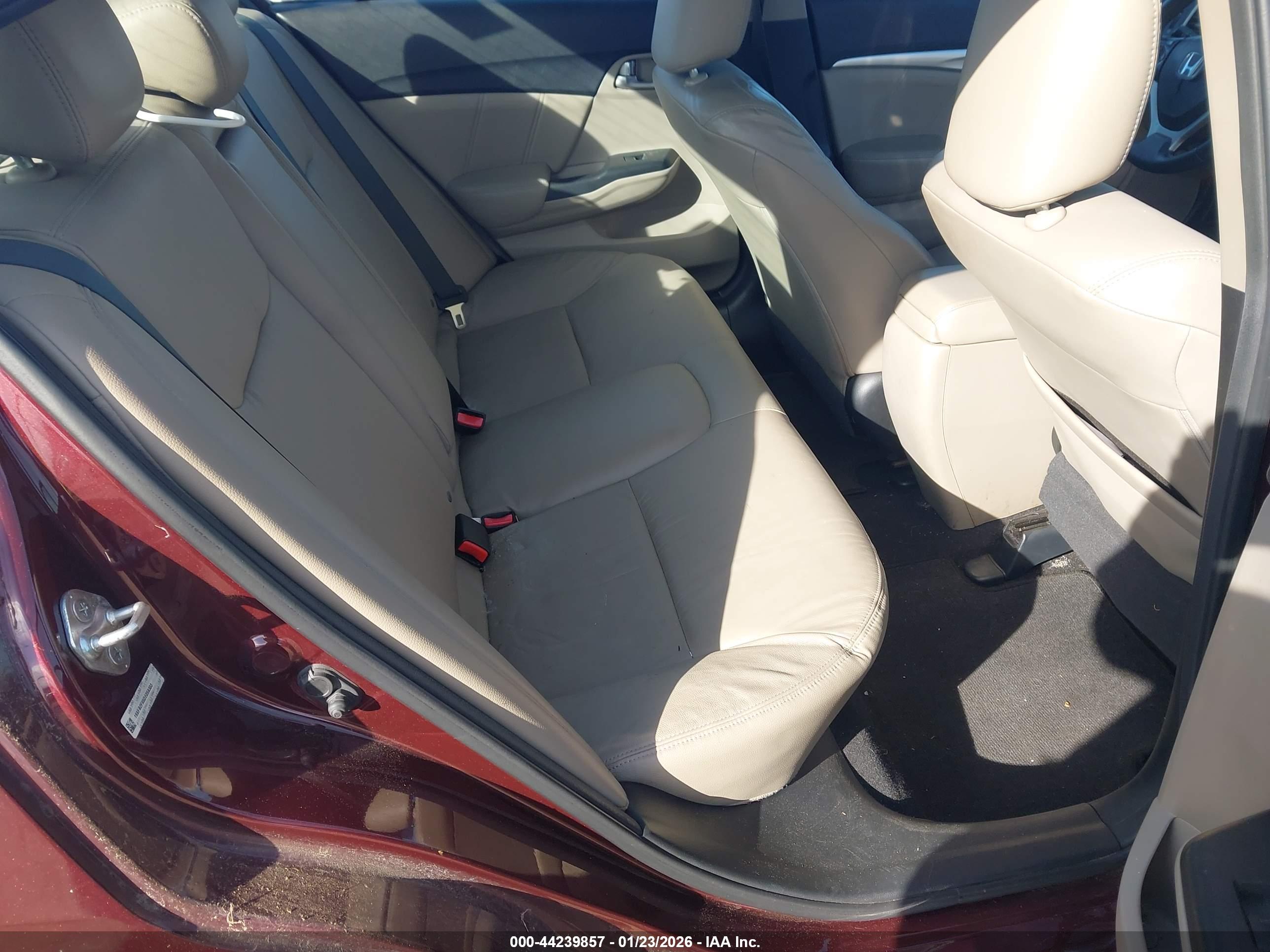 HONDA CIVIC image 8