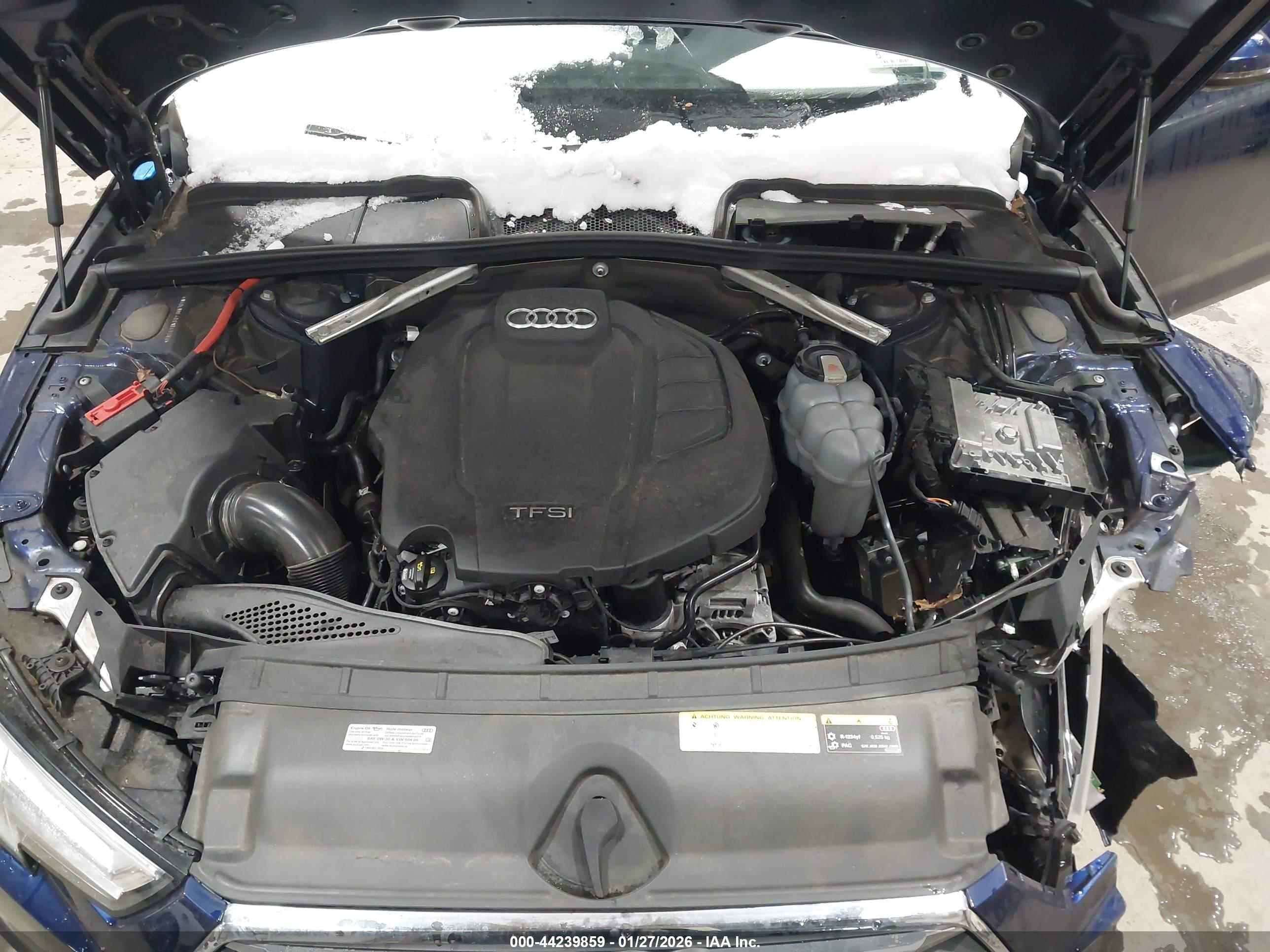 AUDI A4 image 10