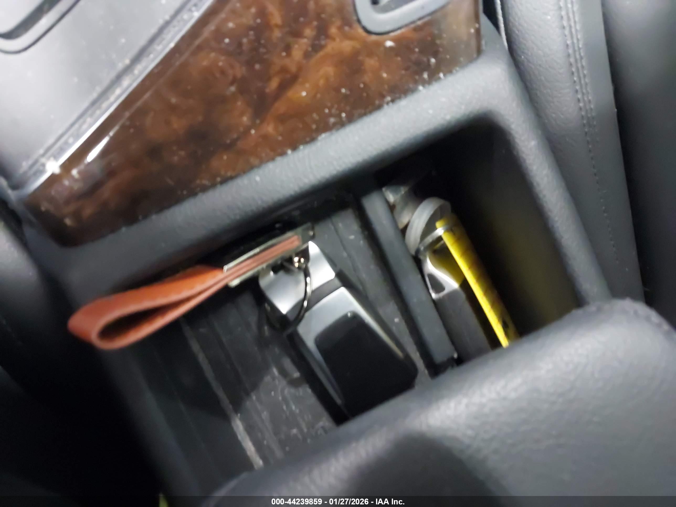 AUDI A4 image 11