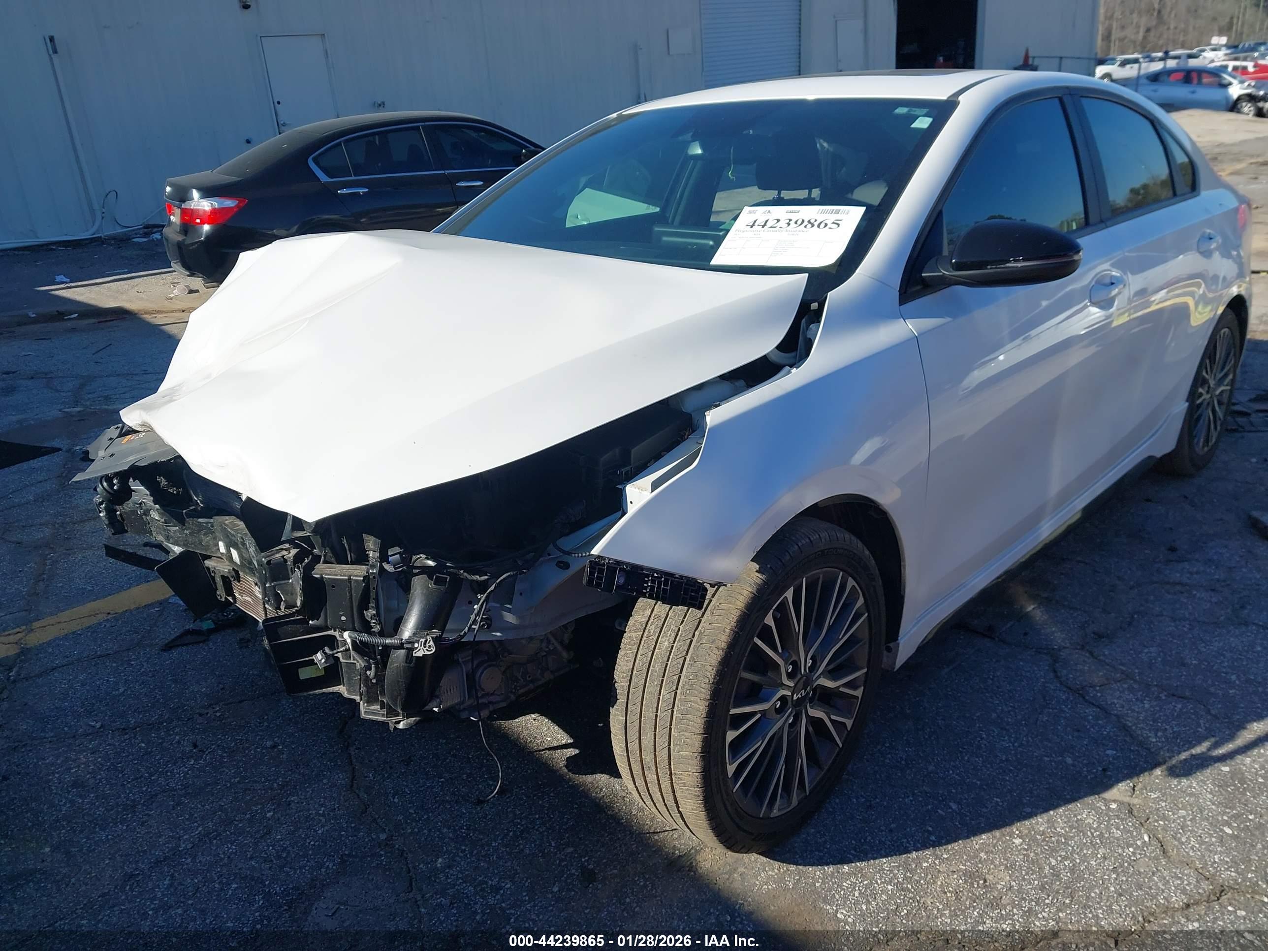 KIA FORTE image 2