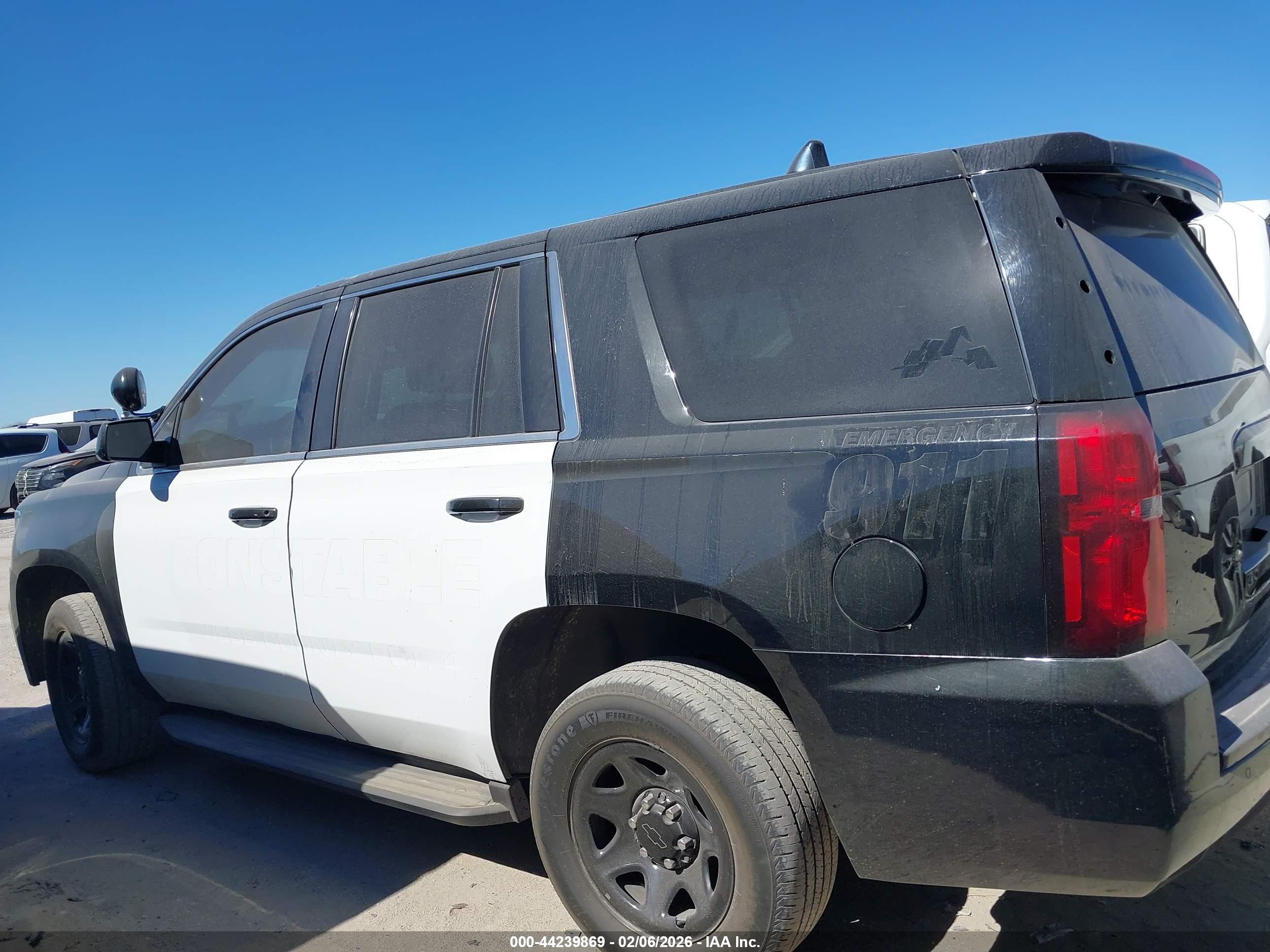 CHEVROLET TAHOE image 3