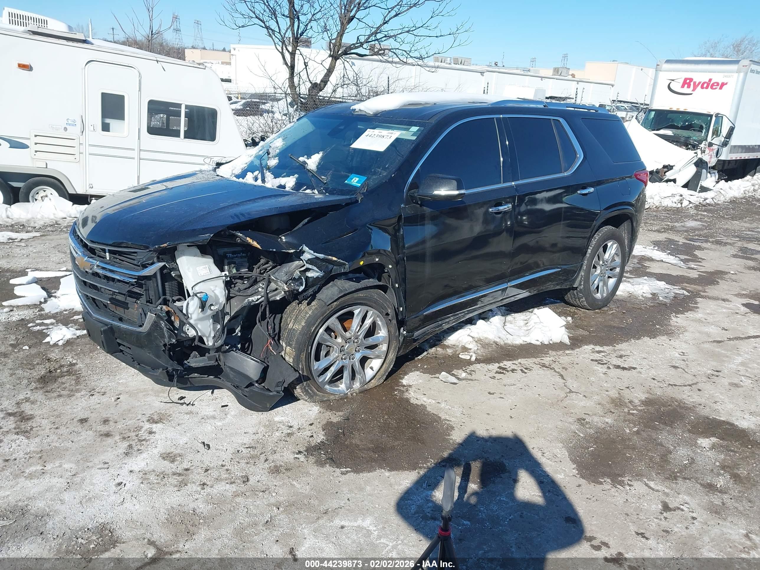 CHEVROLET TRAVERSE image 2