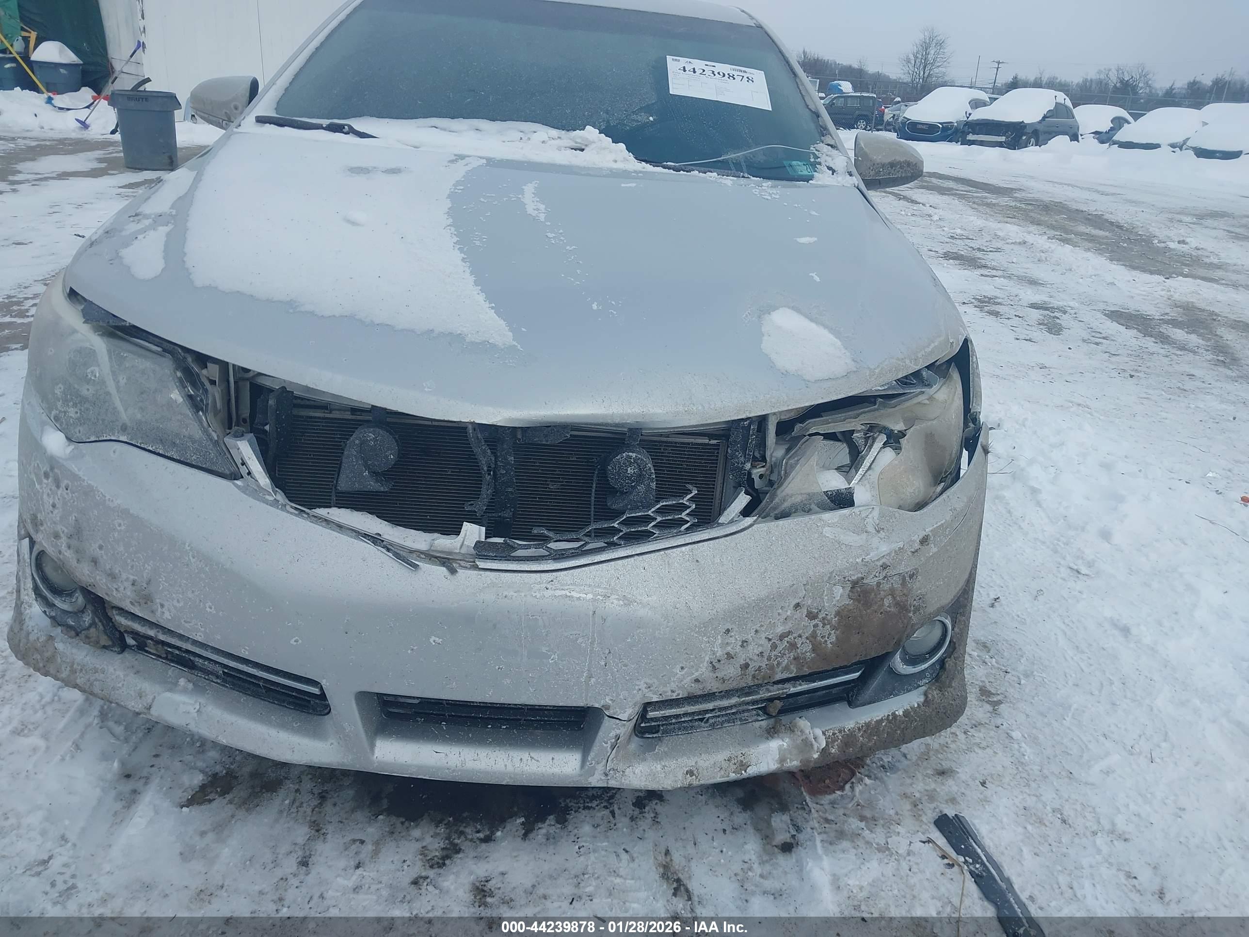 TOYOTA CAMRY image 6