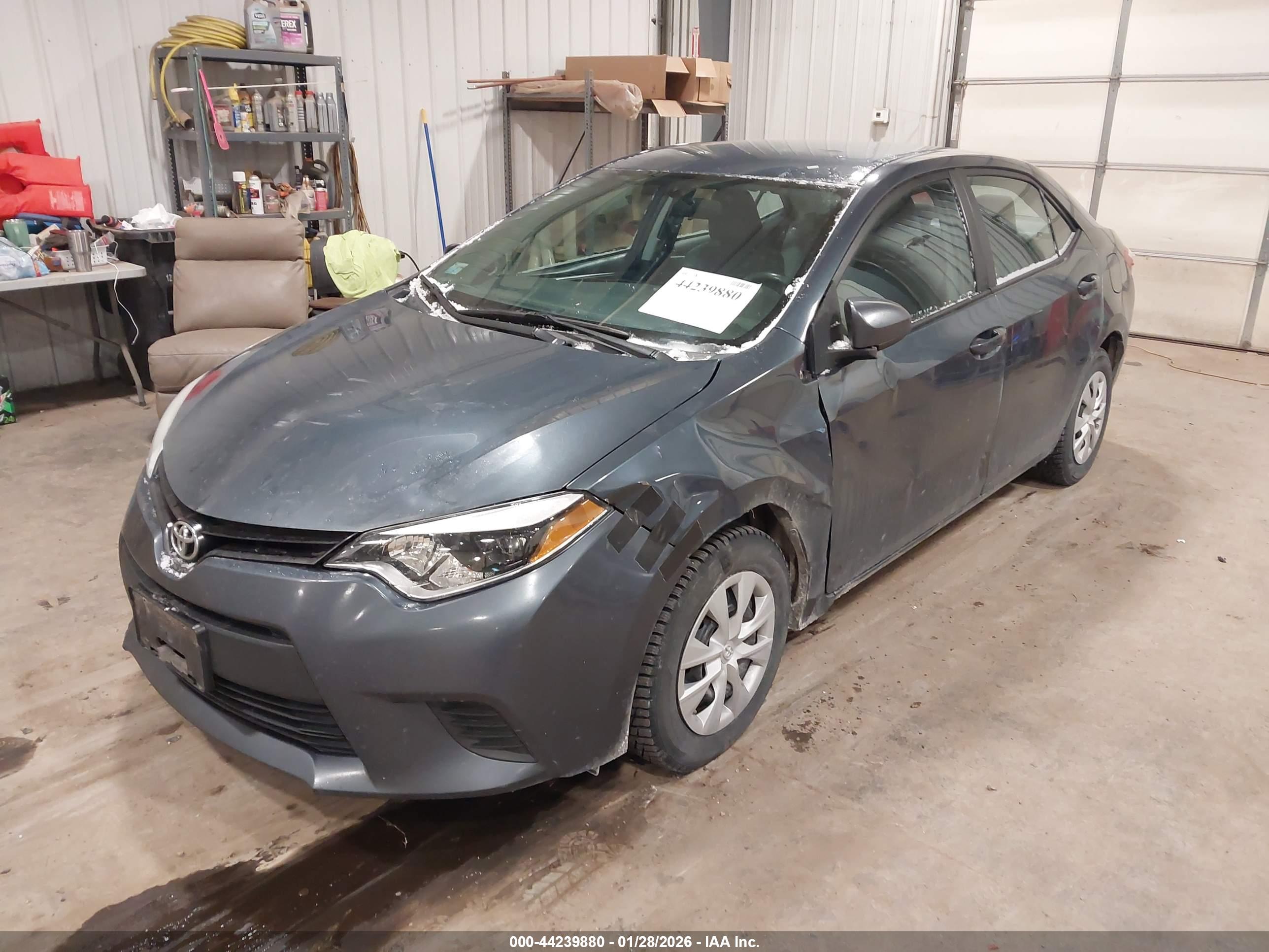 TOYOTA COROLLA image 2