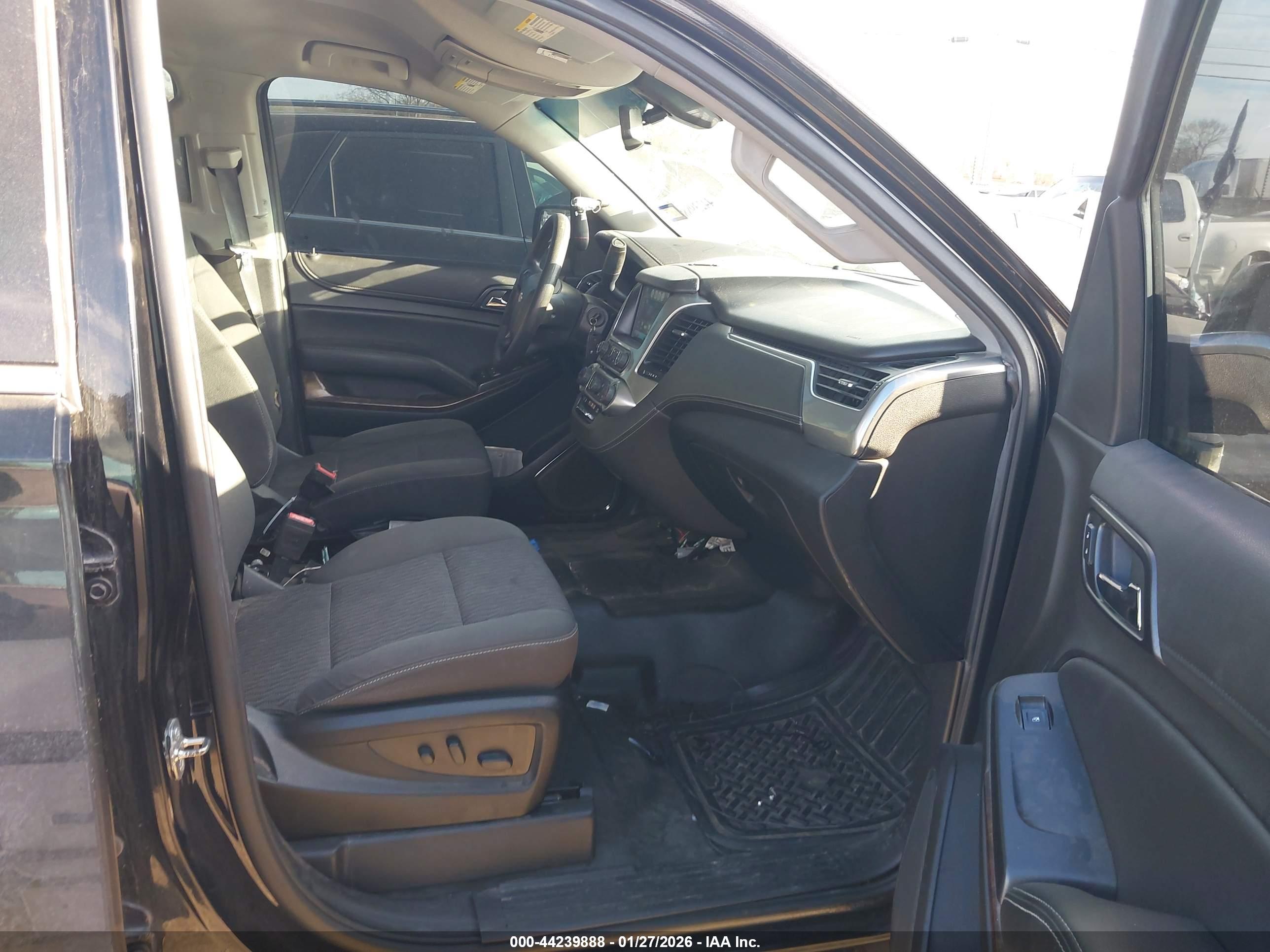 CHEVROLET TAHOE image 5