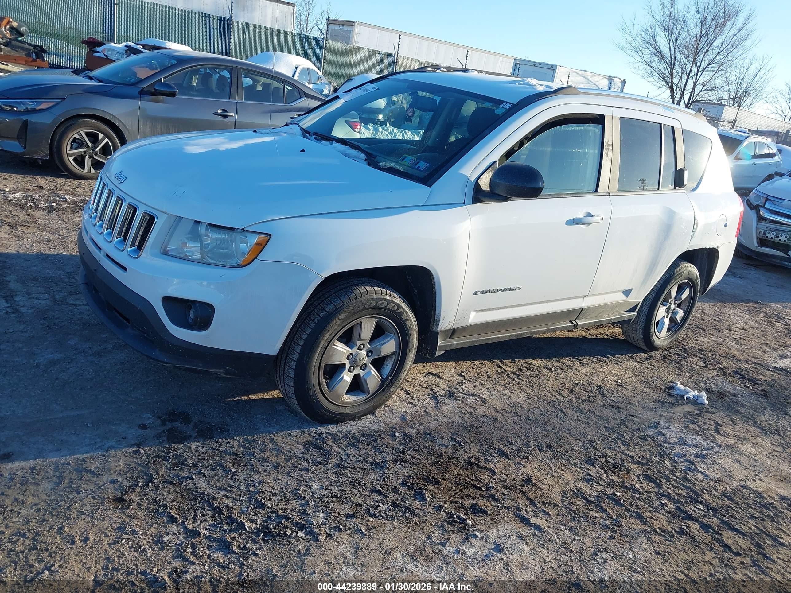 JEEP COMPASS image 2