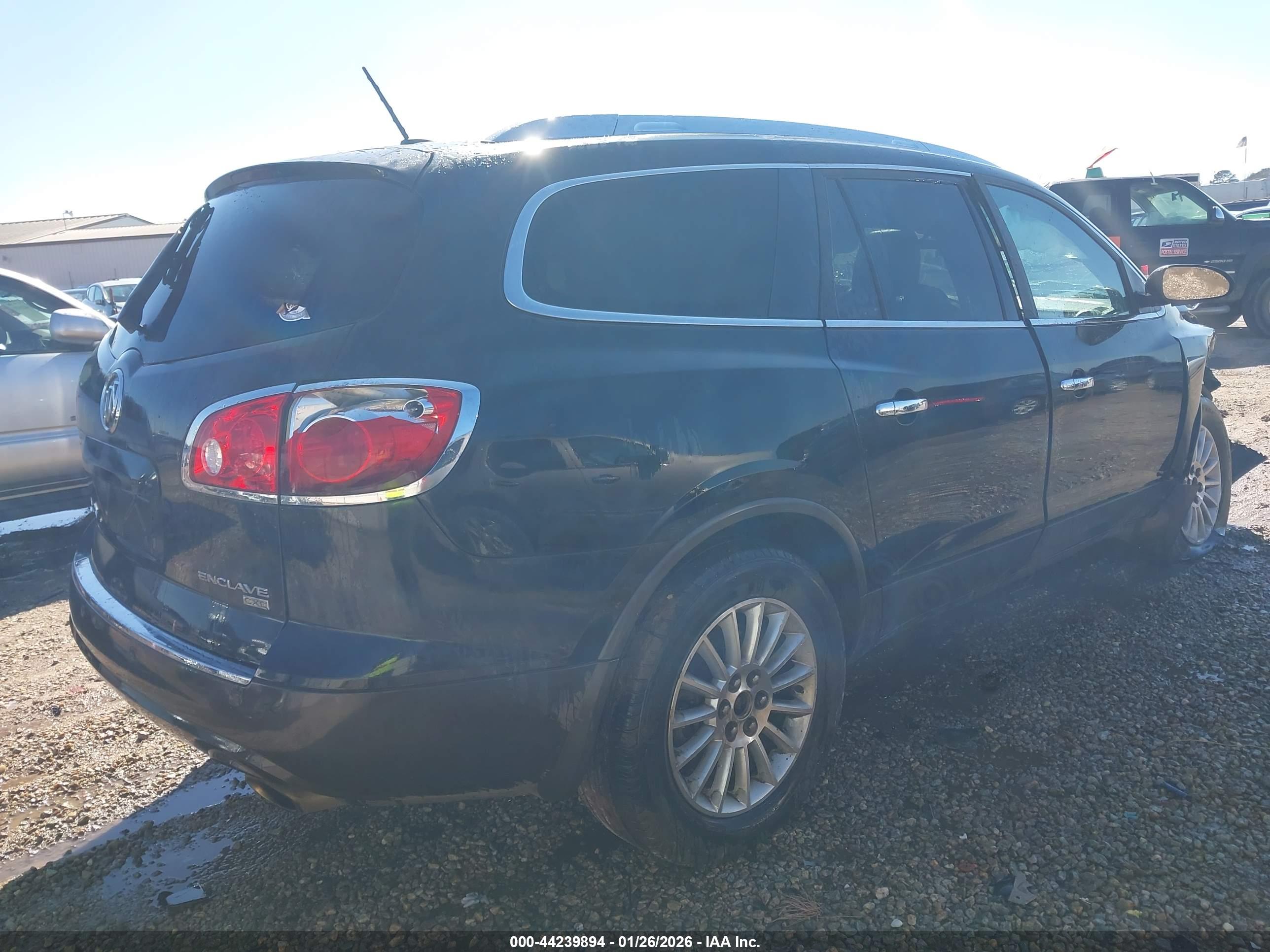 BUICK ENCLAVE image 4