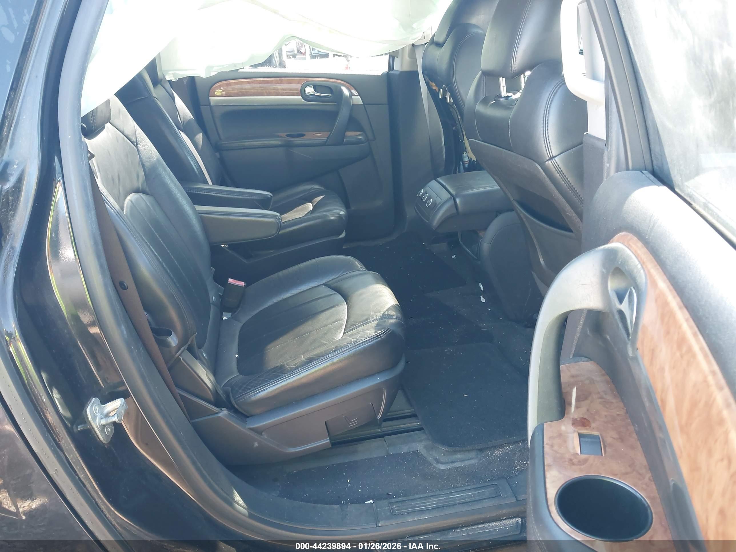 BUICK ENCLAVE image 8