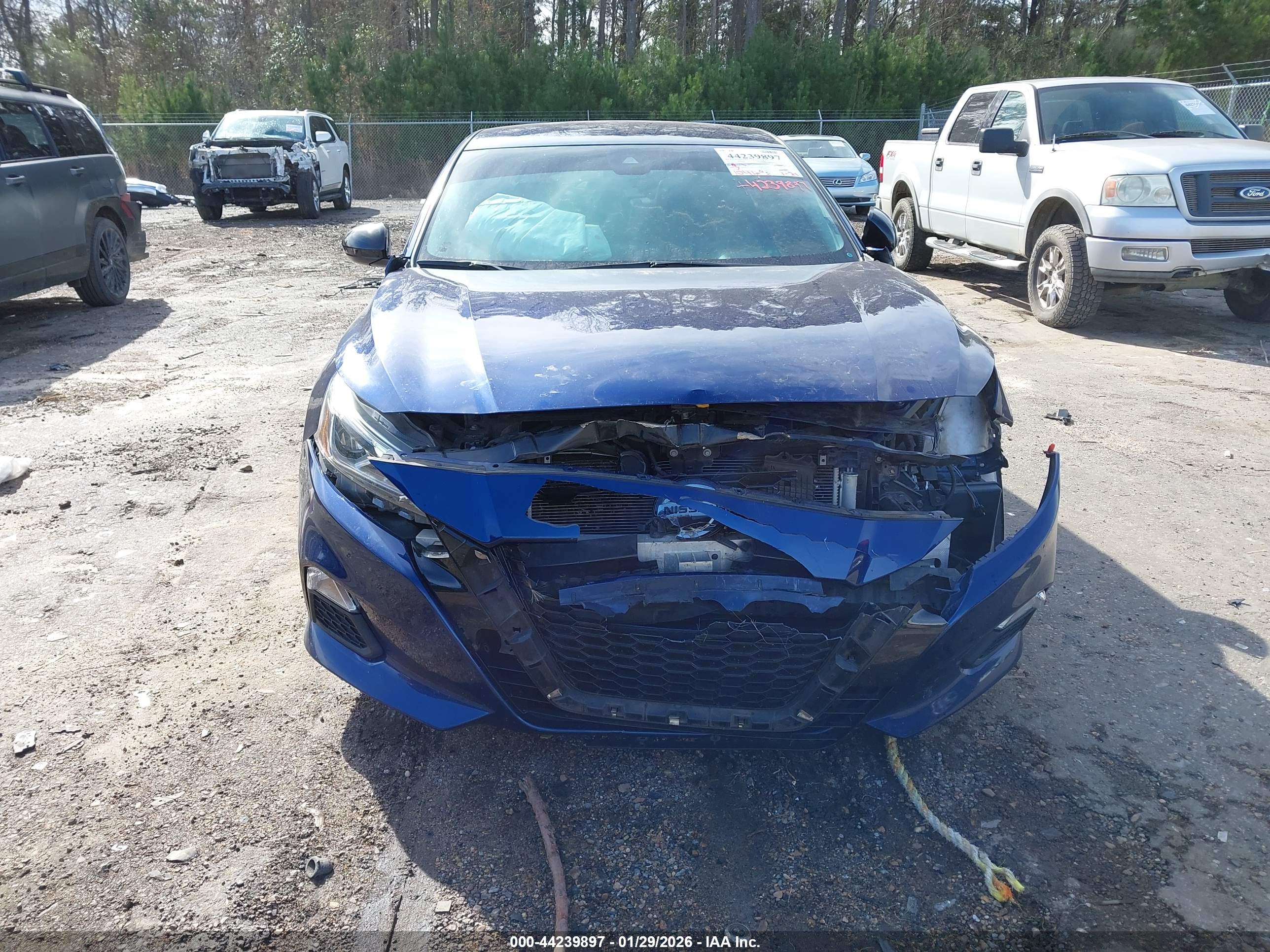 NISSAN ALTIMA image 6
