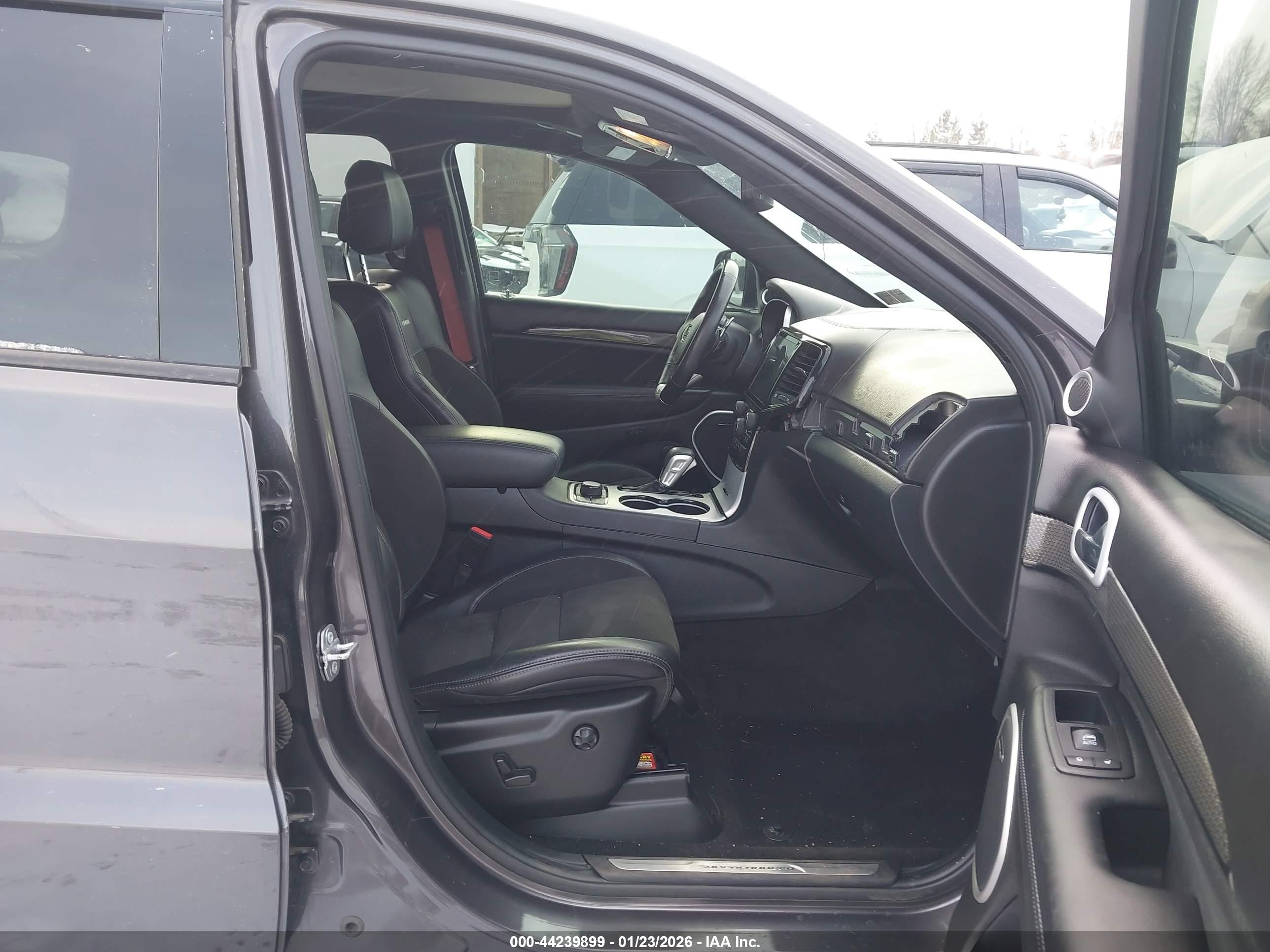 JEEP GRAND image 5