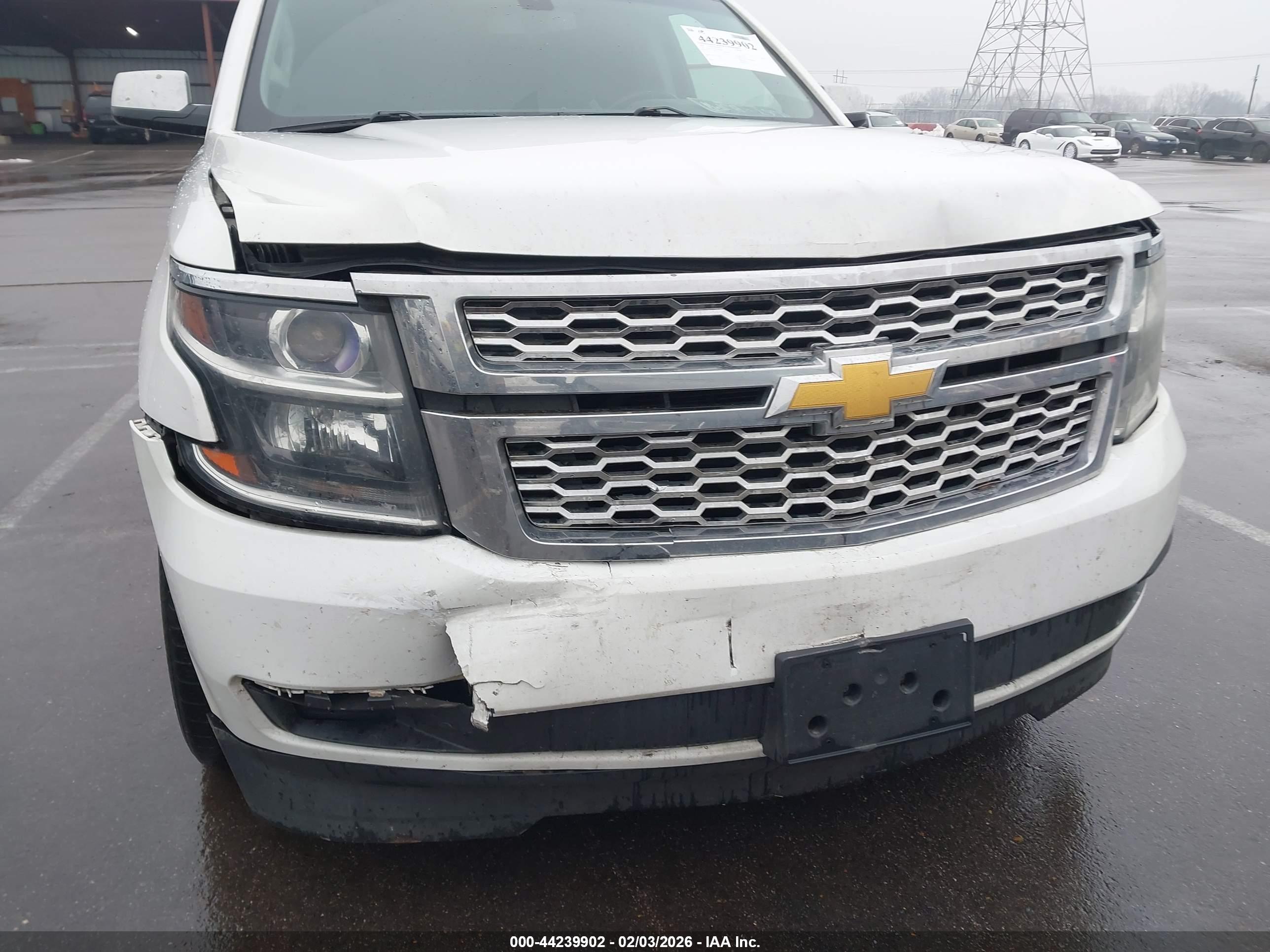 CHEVROLET TAHOE image 6