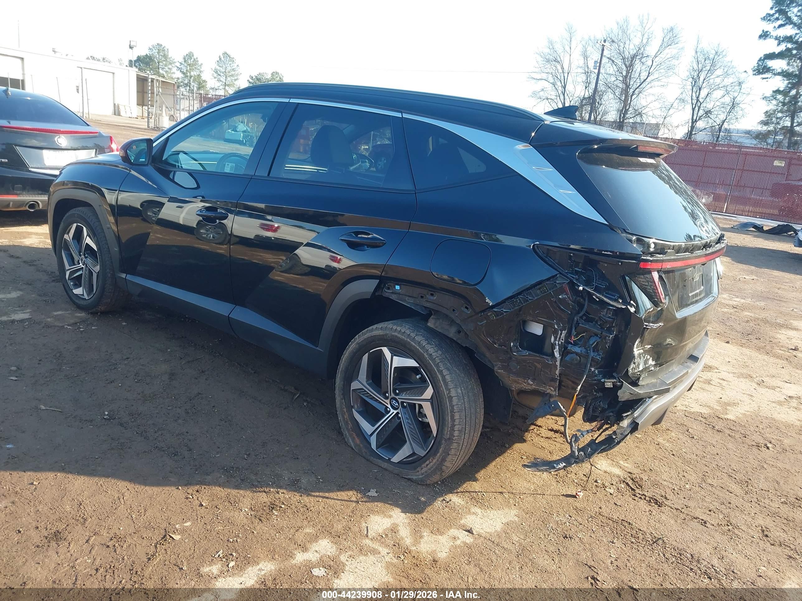HYUNDAI TUCSON image 3