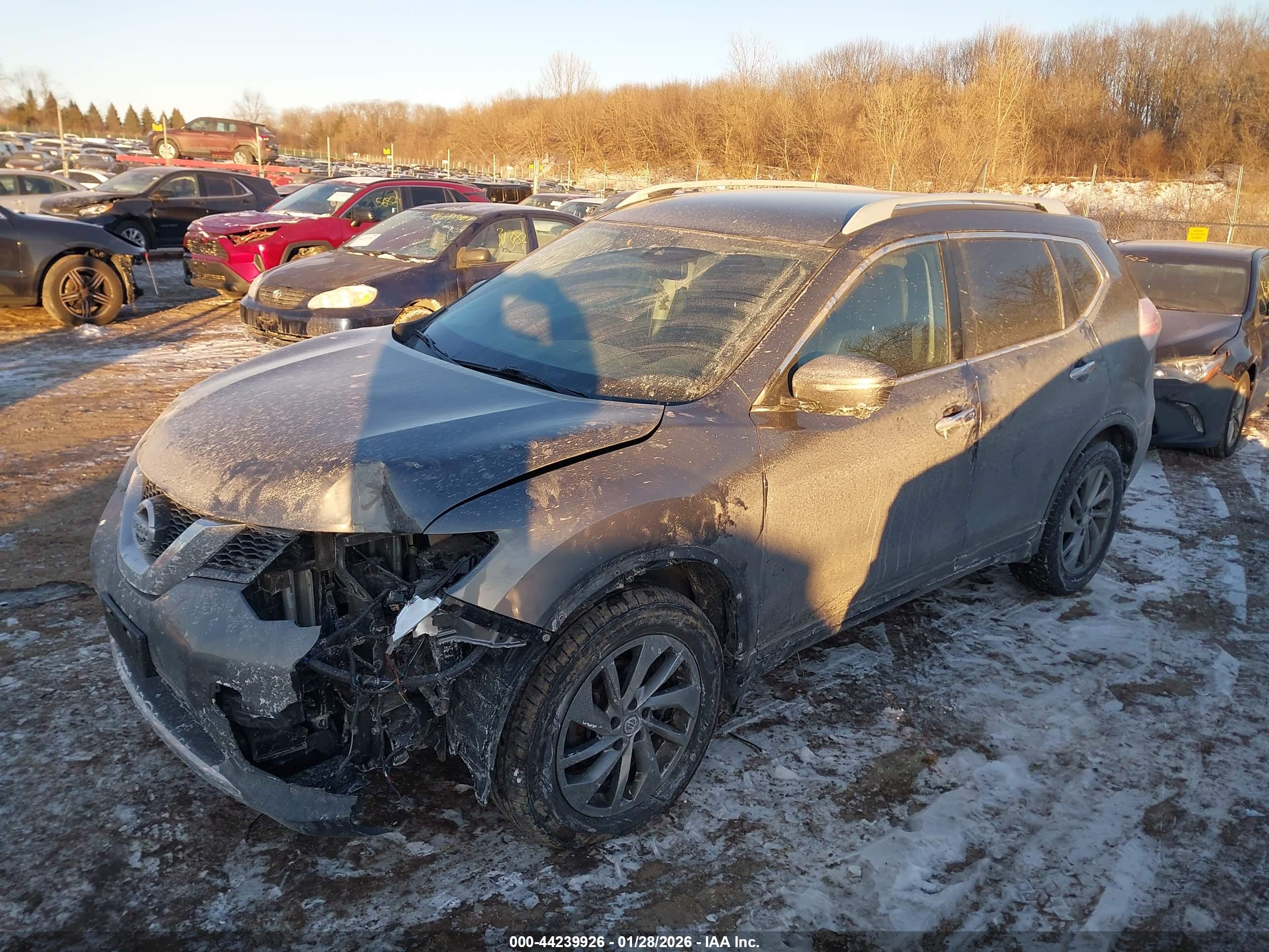 NISSAN ROGUE image 2