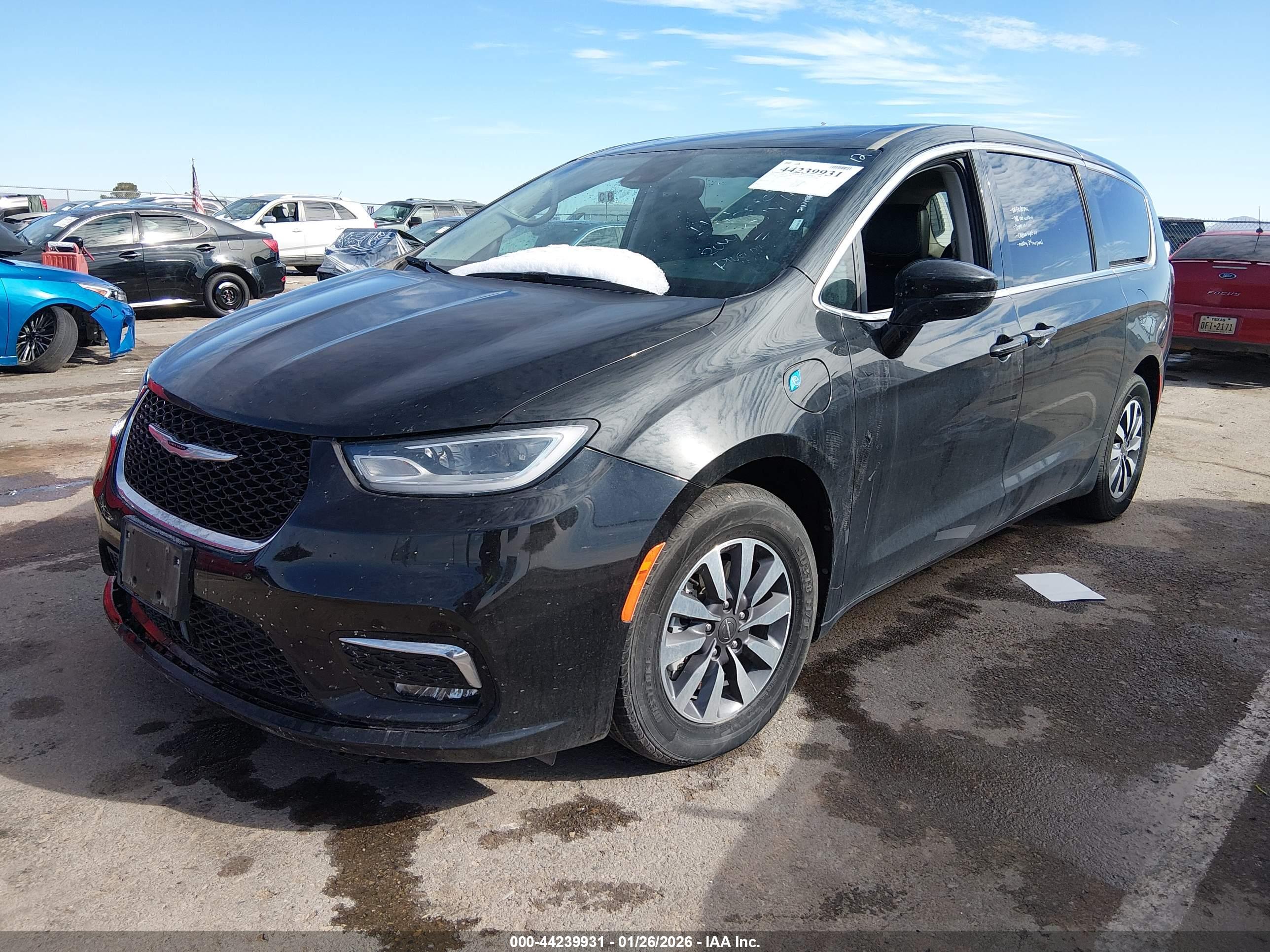 CHRYSLER PACIFICA image 2