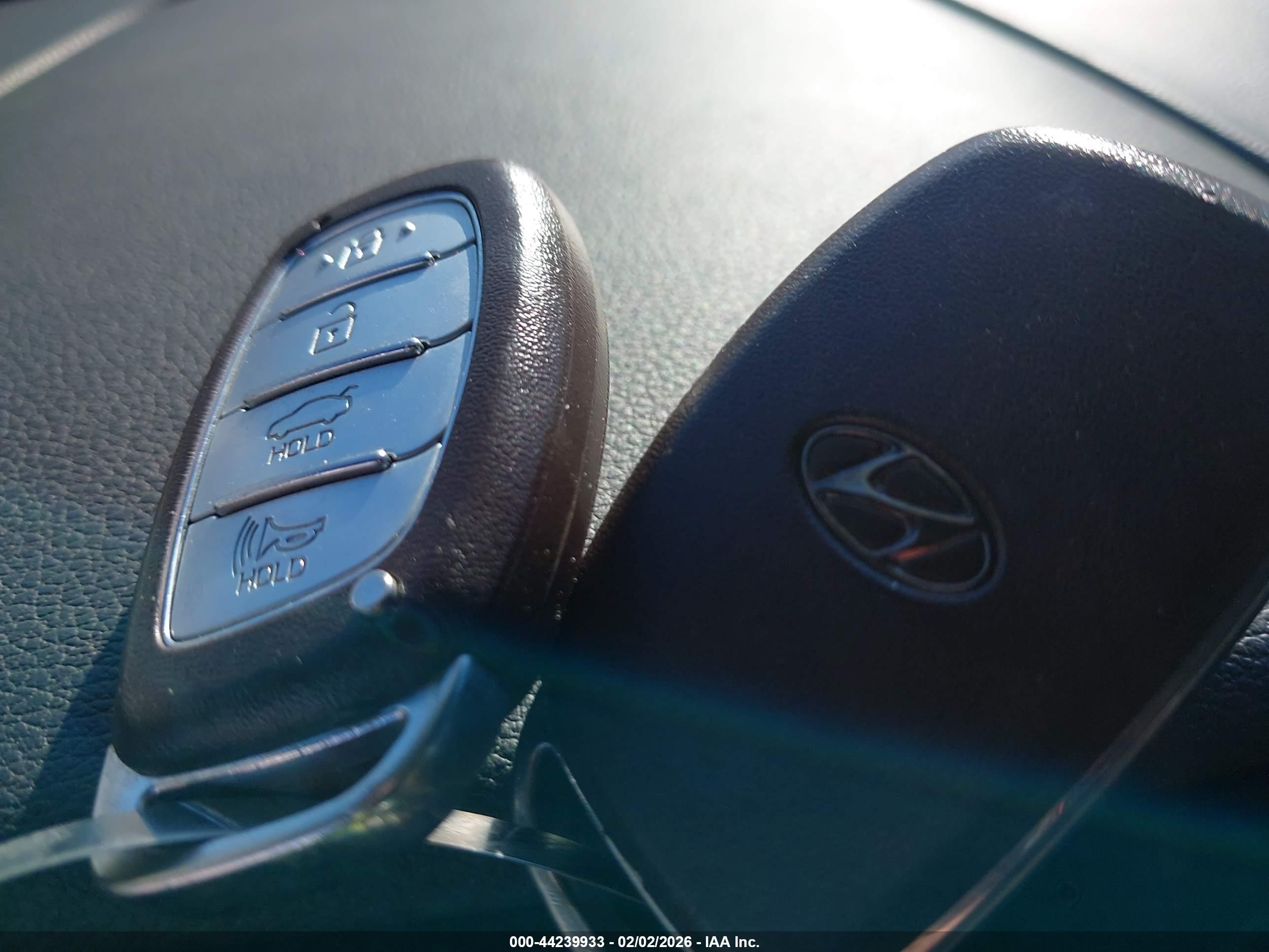 HYUNDAI SONATA image 11