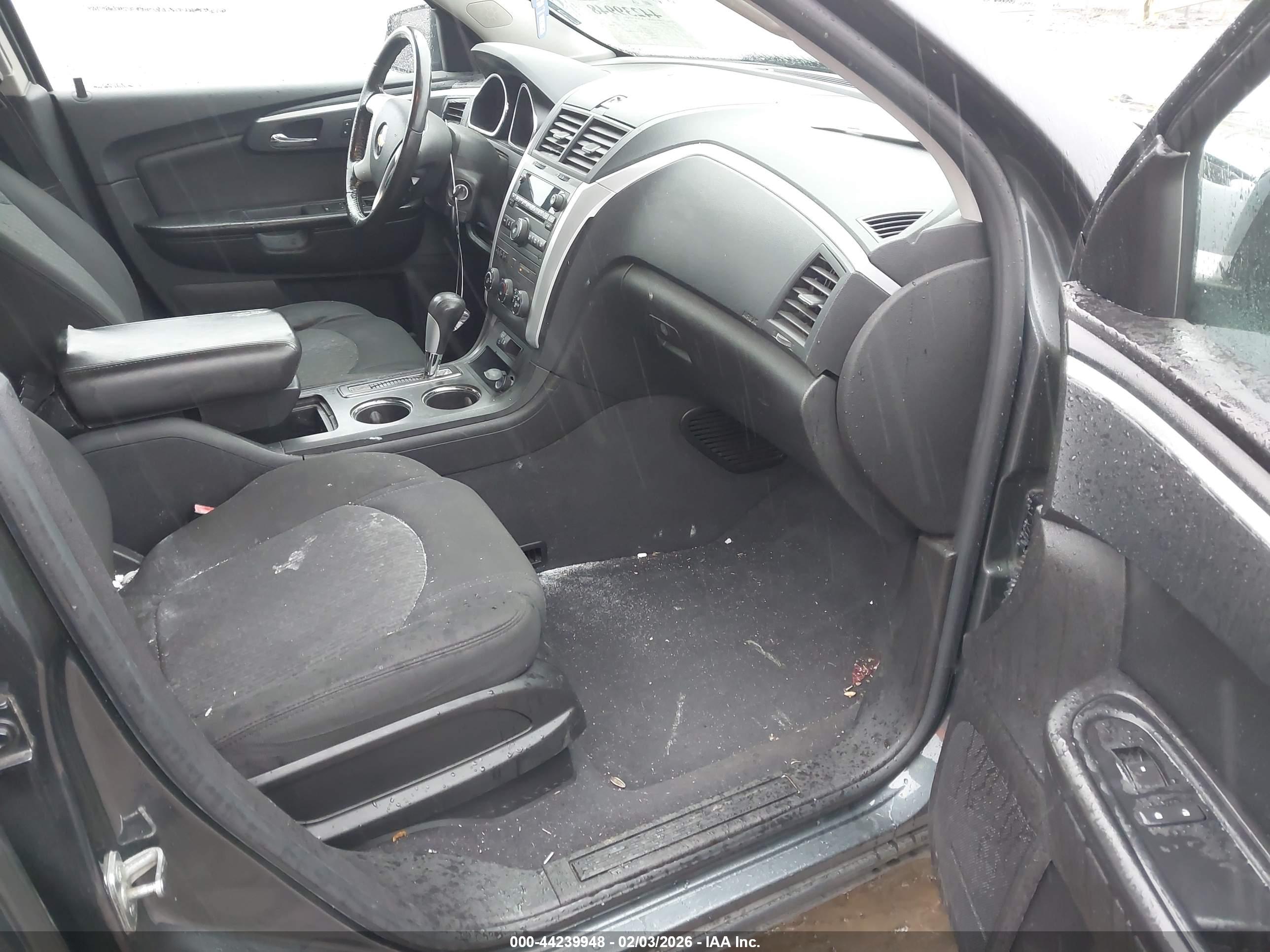 CHEVROLET TRAVERSE image 5