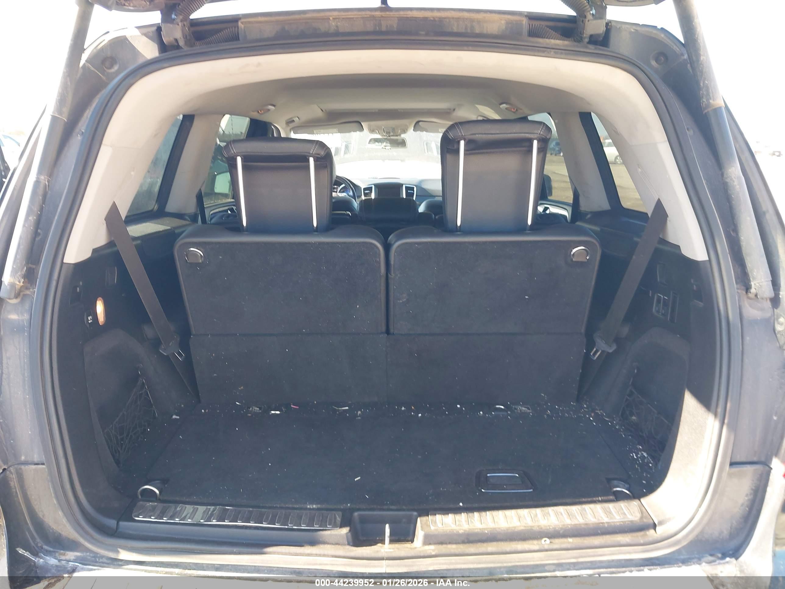 MERCEDES-BENZ GL image 8