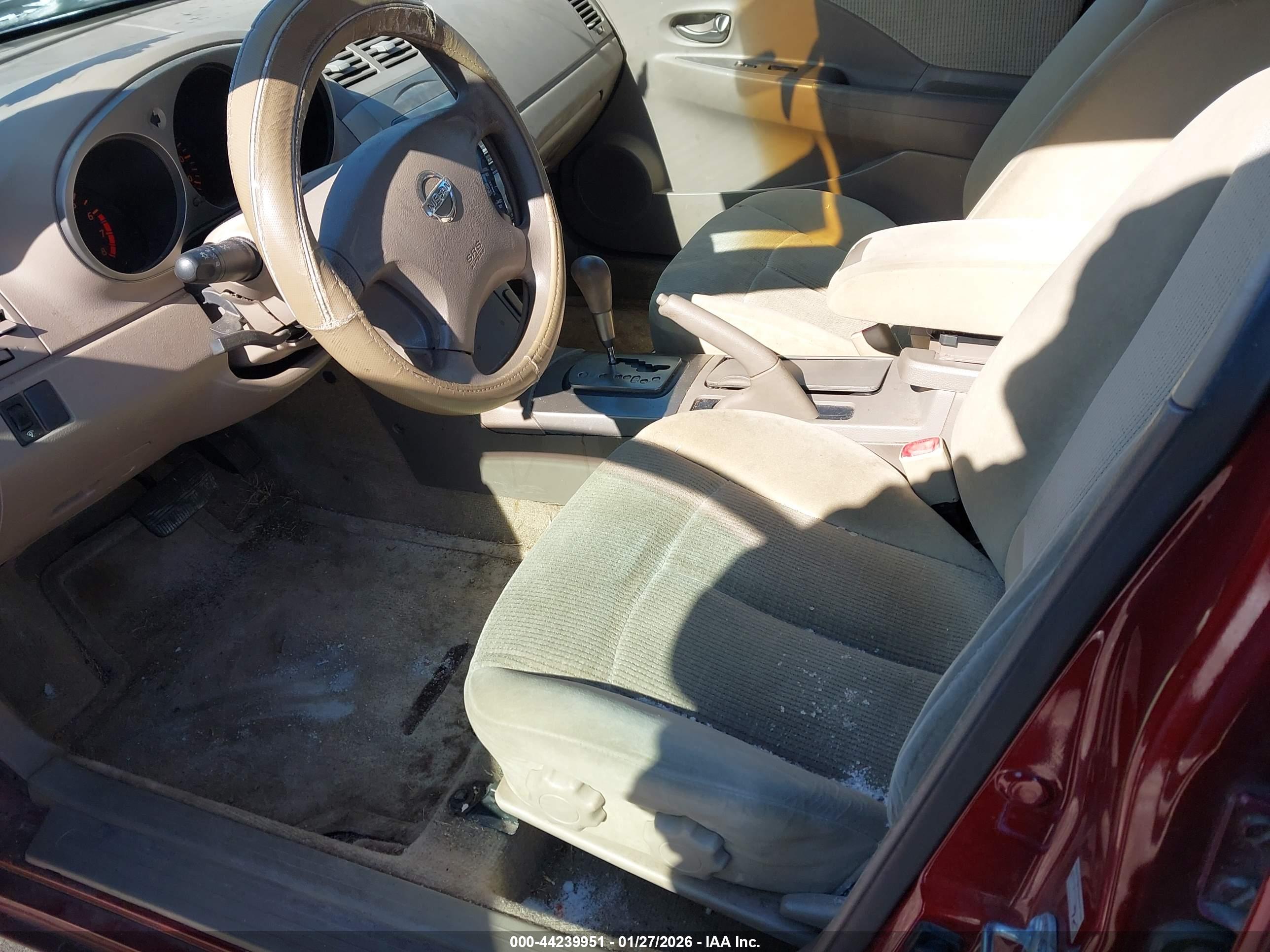 NISSAN ALTIMA image 5