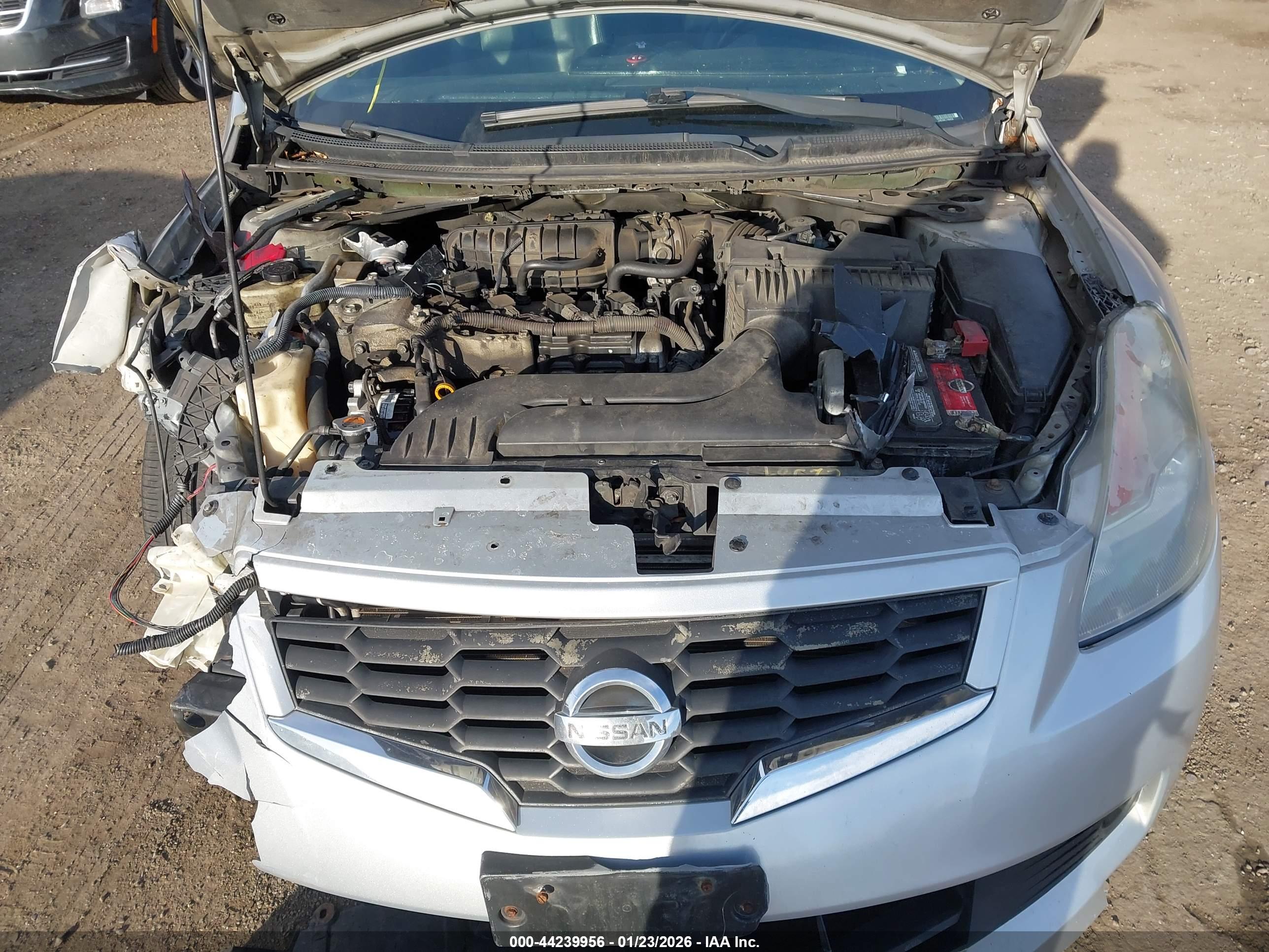 NISSAN ALTIMA image 10