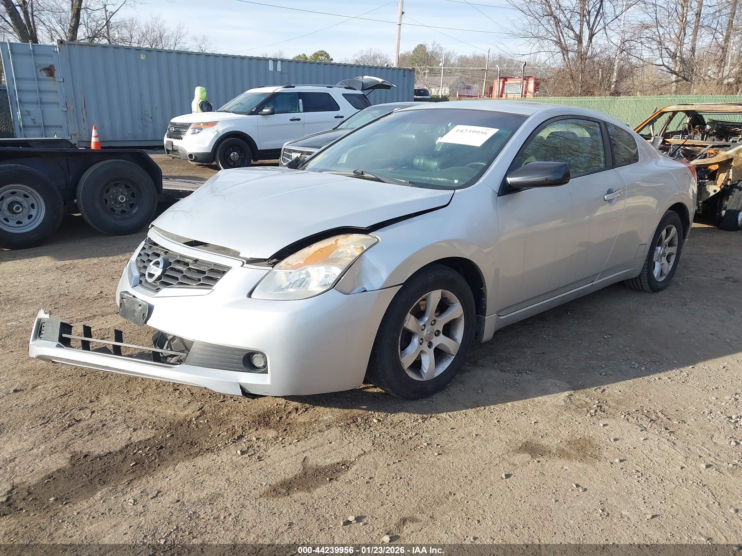 NISSAN ALTIMA image 2